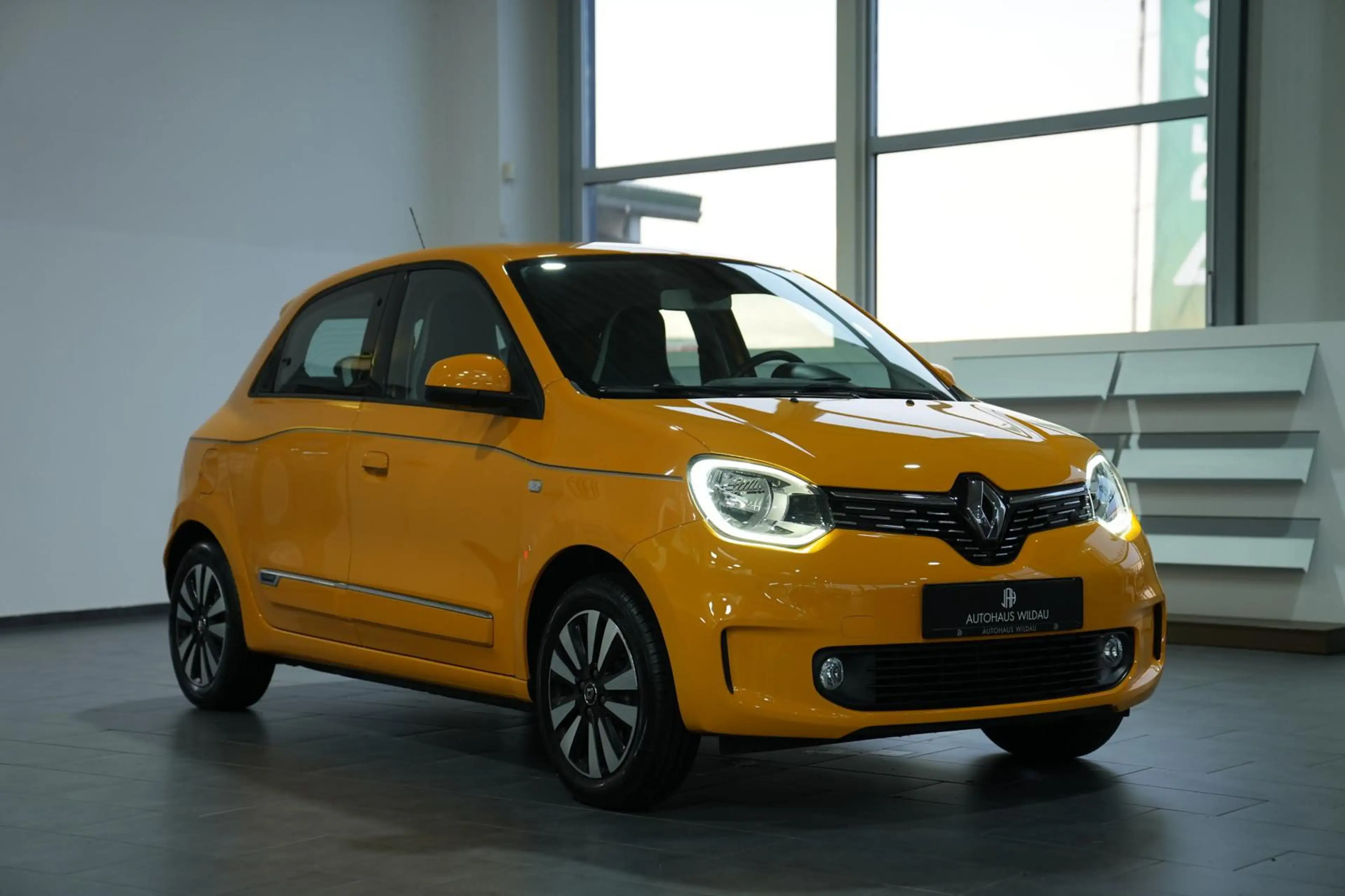 Renault Twingo Intens *AUT*LED*TEMP* — photo 5