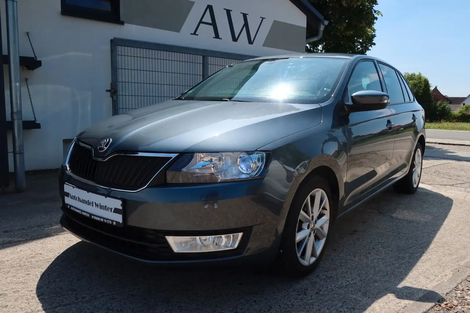 Skoda Rapid/Spaceback Spaceback Joy|1.Hand|Tempomat|Euro 6| Grau - 1