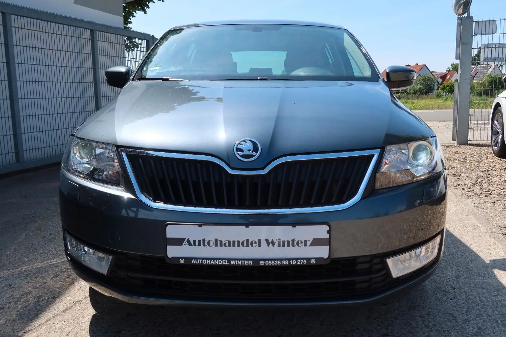 Skoda Rapid/Spaceback Spaceback Joy|1.Hand|Tempomat|Euro 6| Grau - 2