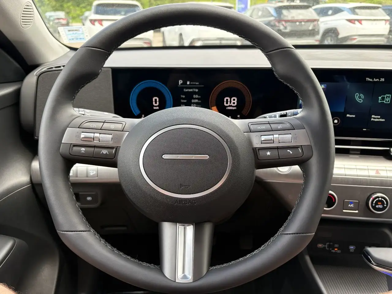 Hyundai KONA photo Hyundai KONA