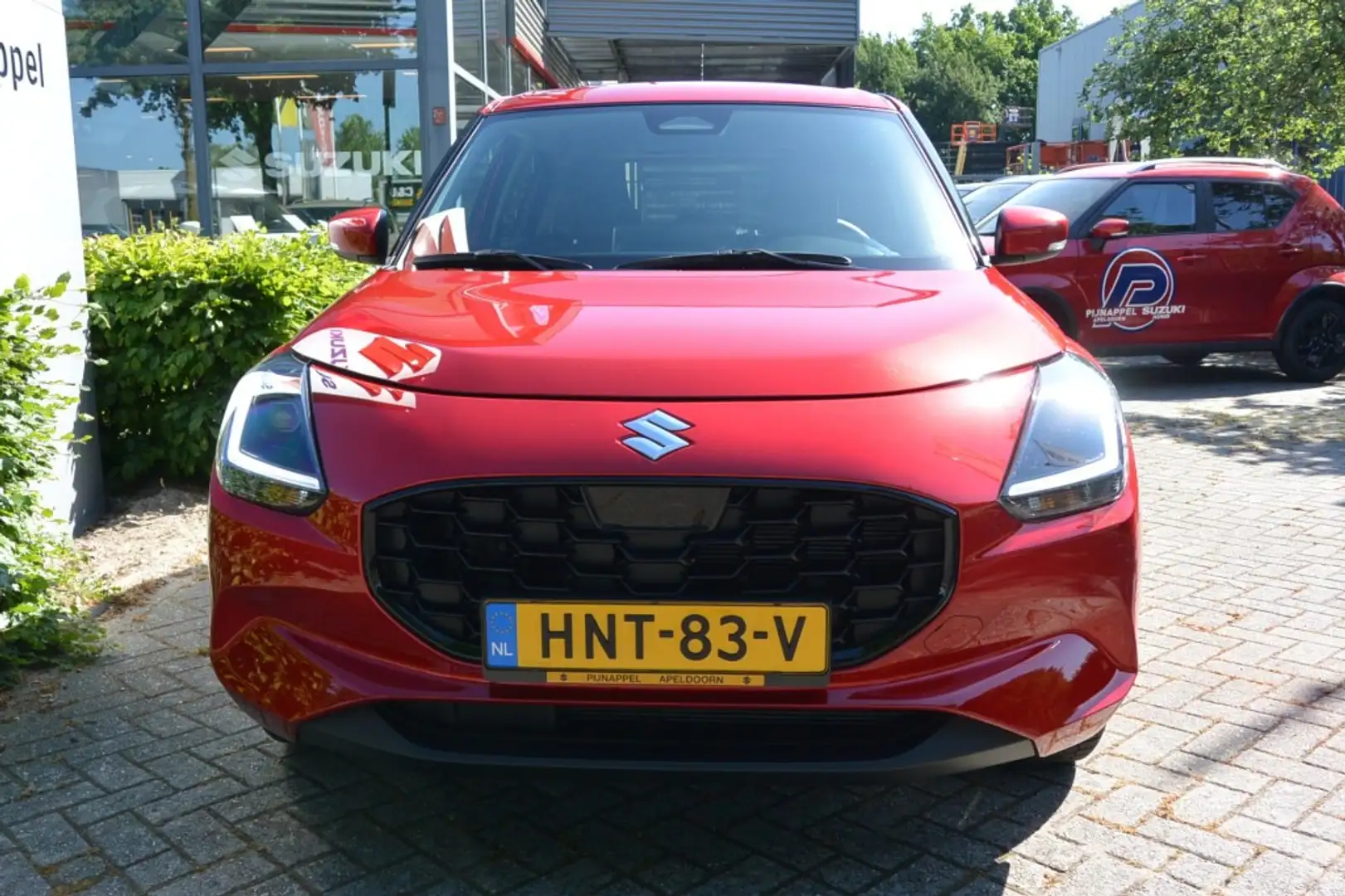 Suzuki Swift 1.2 Style AllGrip (4x4) 5-deurs Smart Hybrid Navig Red - 2