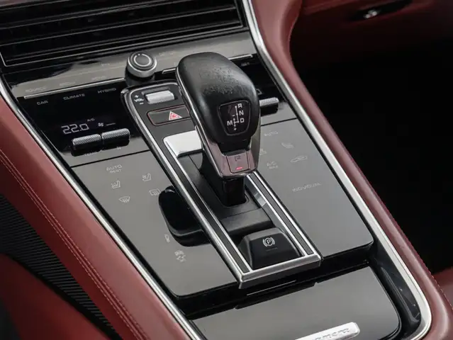 Porsche Panamera view 19