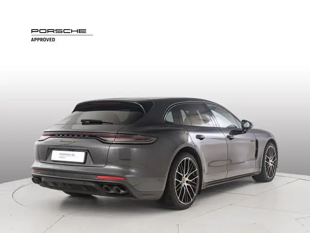 Porsche Panamera view 5