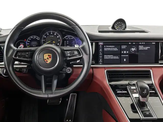 Porsche Panamera view 13