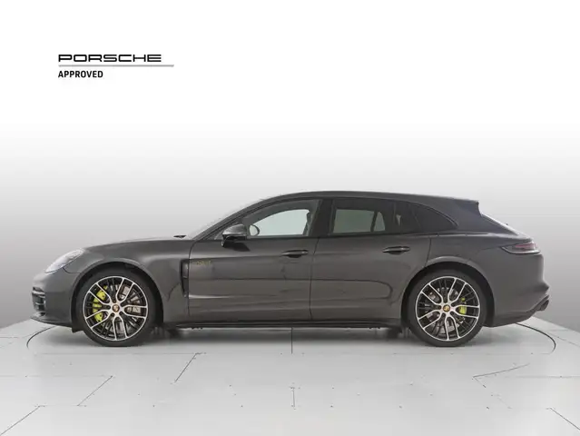 Porsche Panamera view 2