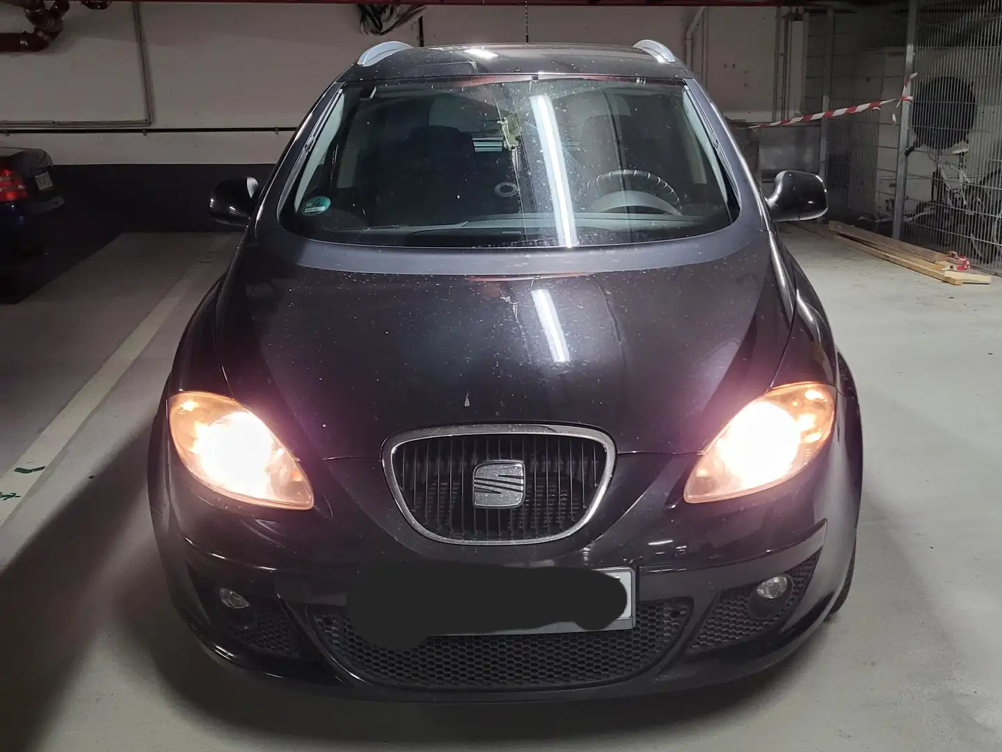 SEAT Altea XL Altea 2.0 TDI DPF XL Stylance Schwarz - 1
