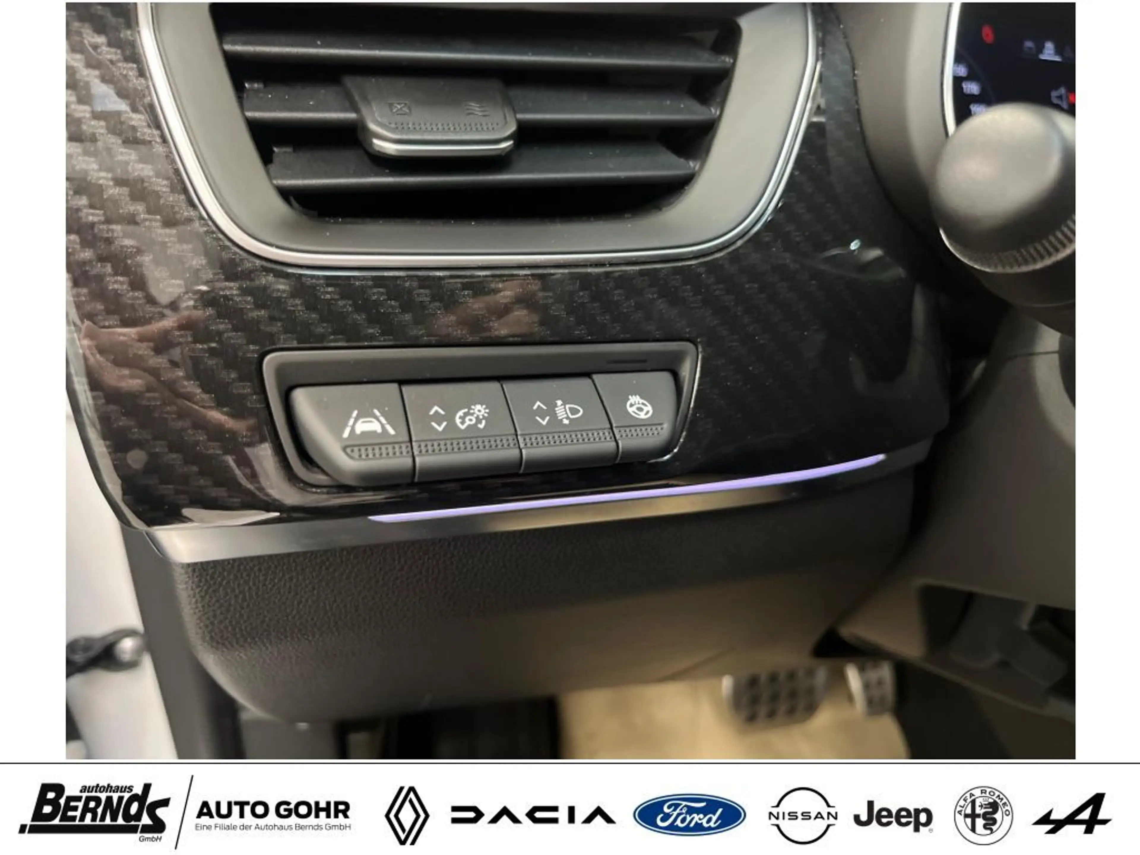 Renault Arkana TCe 140 EDC R.S. LINE 360°PDC NAVI SHZ AHK WKR SKR — photo 13
