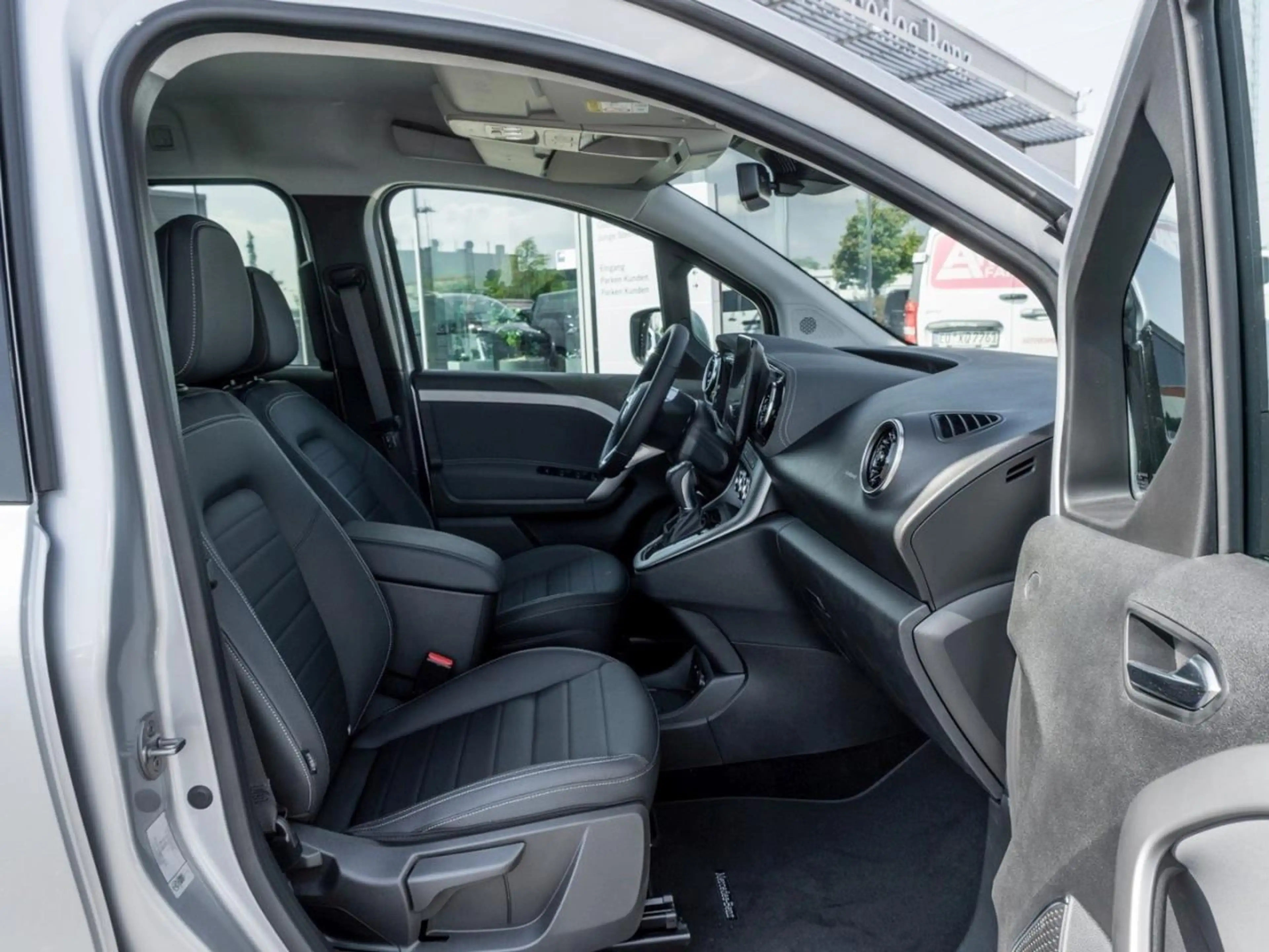 Mercedes-Benz T-Class 180 lang Progressive MBUXNavi+ Kamera — photo 9