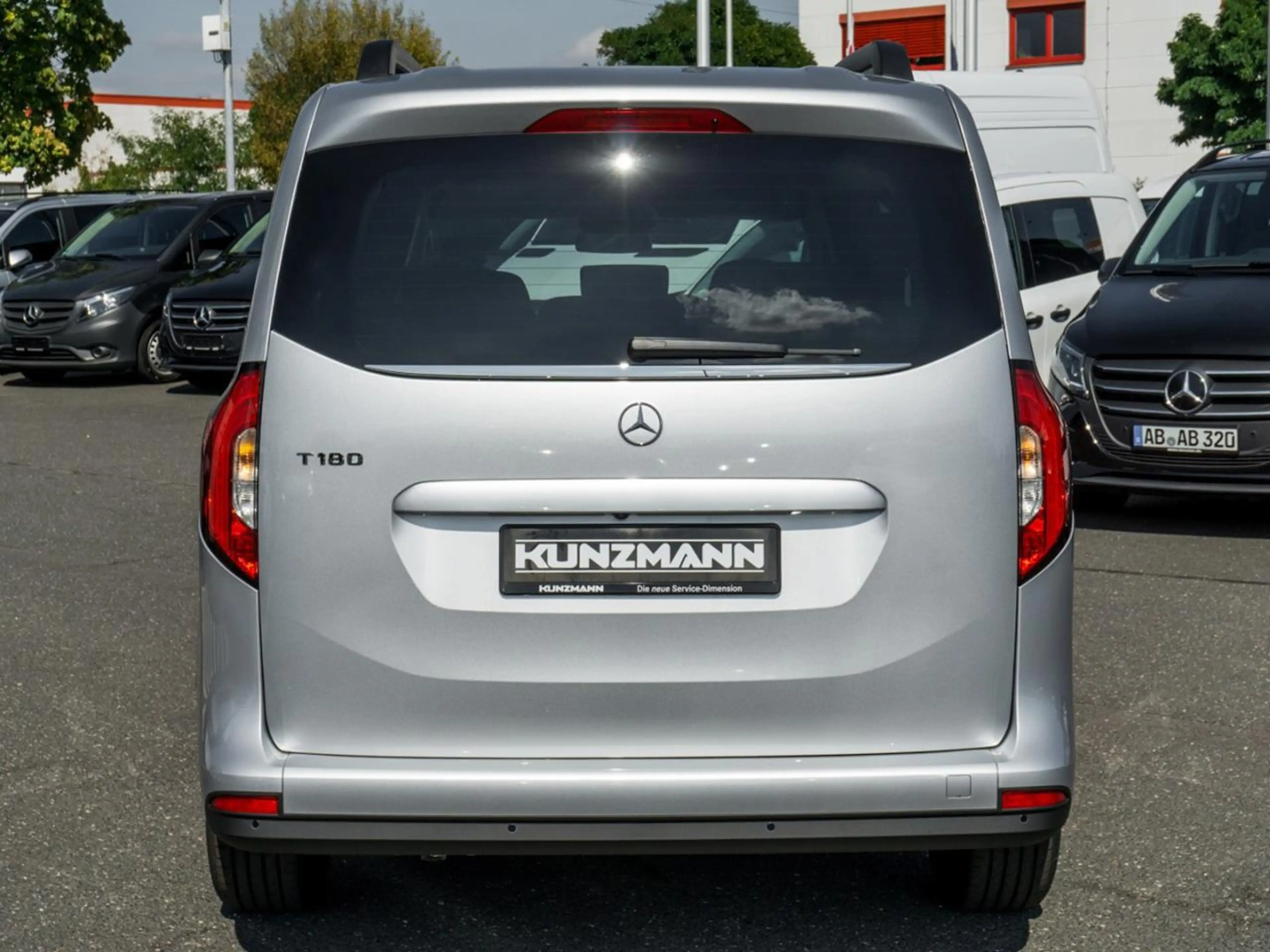 Mercedes-Benz T-Class 180 lang Progressive MBUXNavi+ Kamera — photo 4