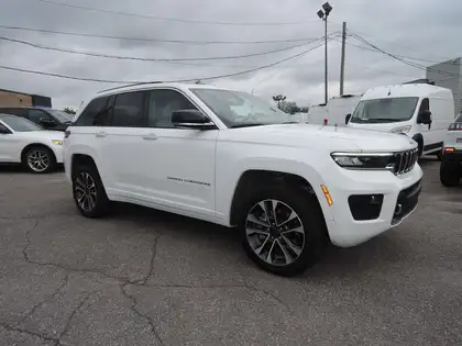 White 2022 Jeep Grand Cherokee 4xe SUV / Crossover Four-Wheel Drive 8-Speed Automatic