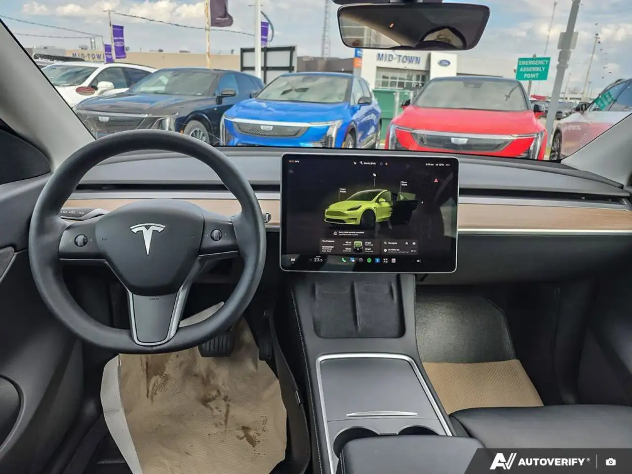 Tesla Model Y photo Tesla Model Y