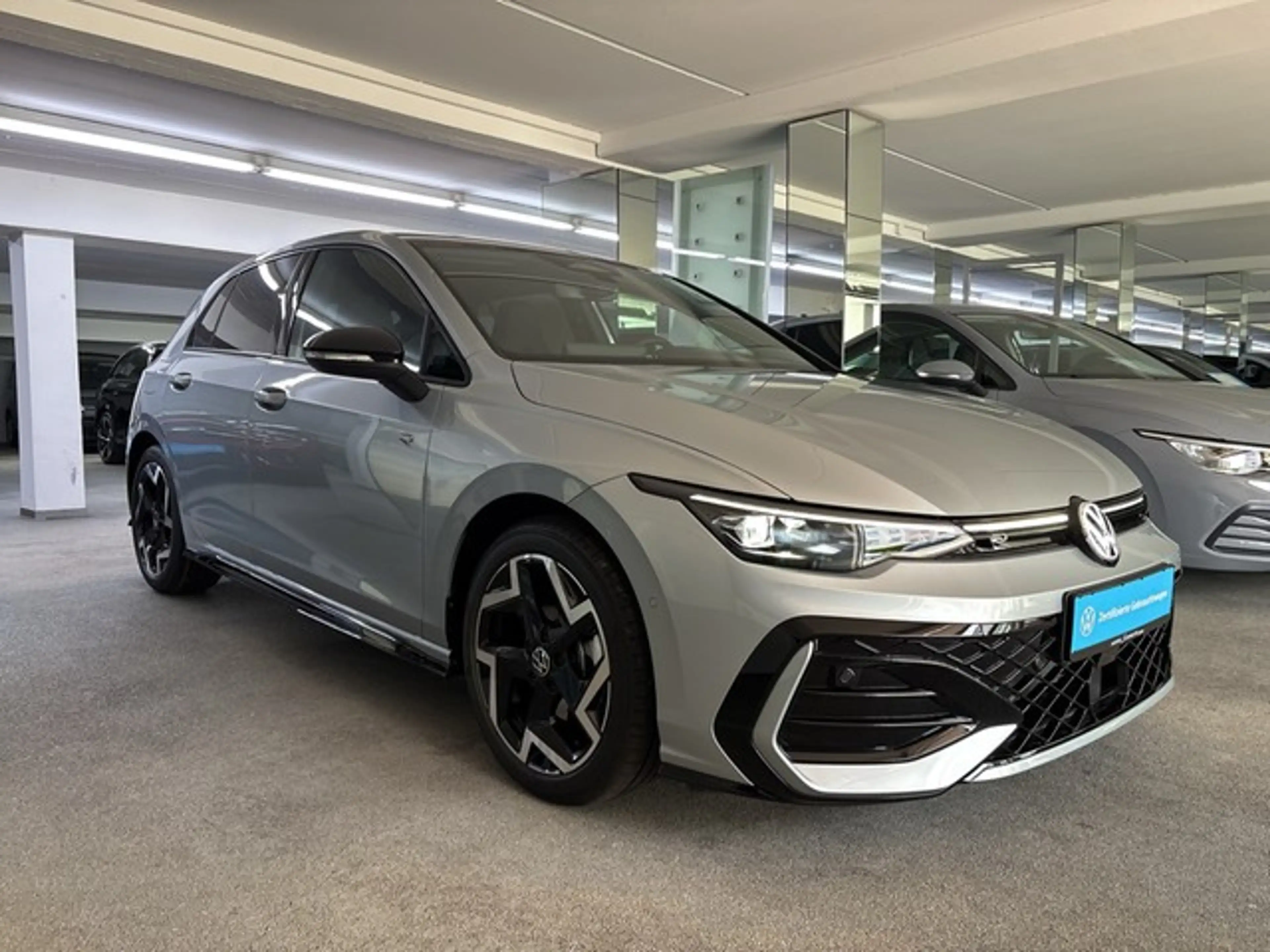 Volkswagen Golf R -Line 1.5 eTSI DSG 2,99%*MATRIX LED*KAMERA*HUD* — photo 3