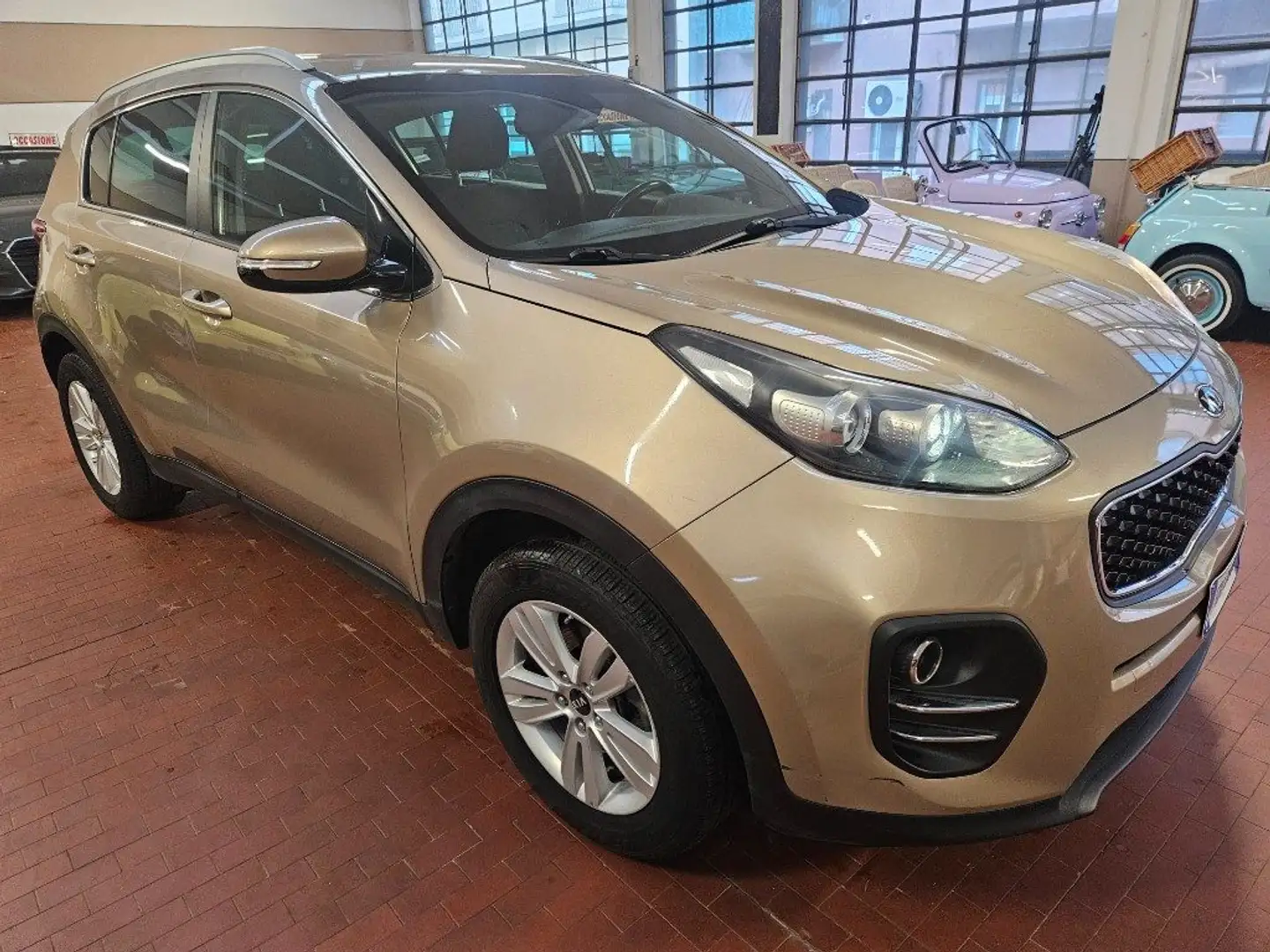 Kia Sportage 1.6 I 2WD Cool Grijs - 2