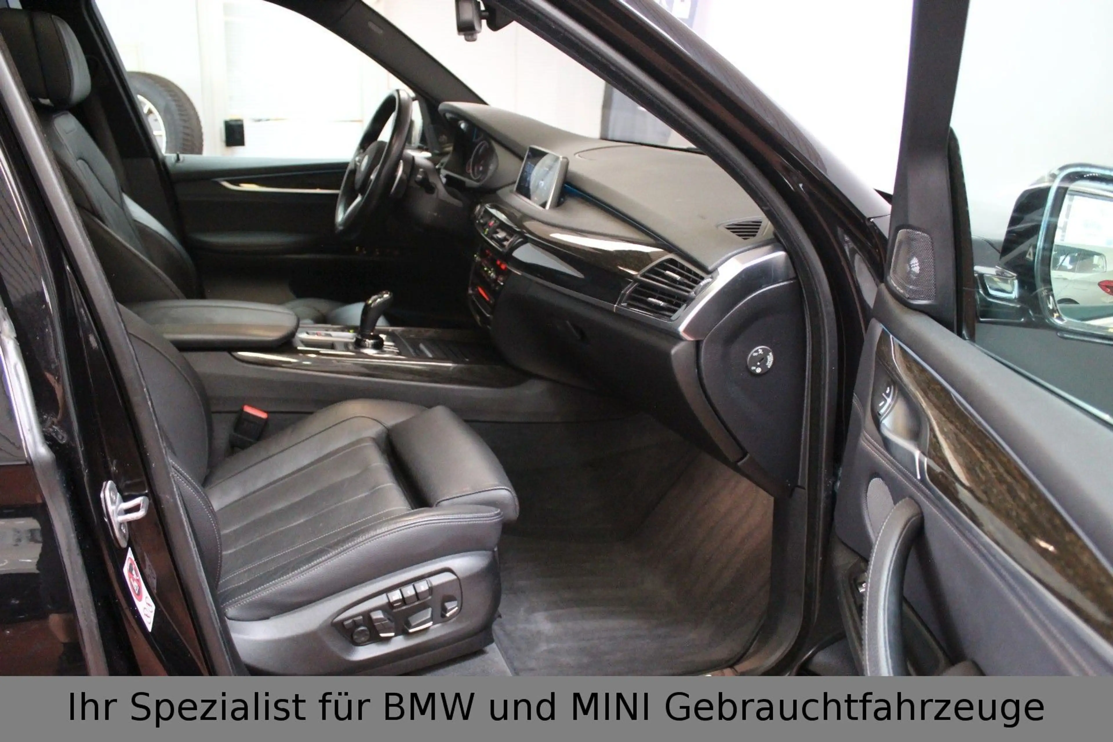 BMW X5 M50d 7-SITZER*20Zoll*VIRTUAL*360°*Sitzlüf*ACC — photo 16
