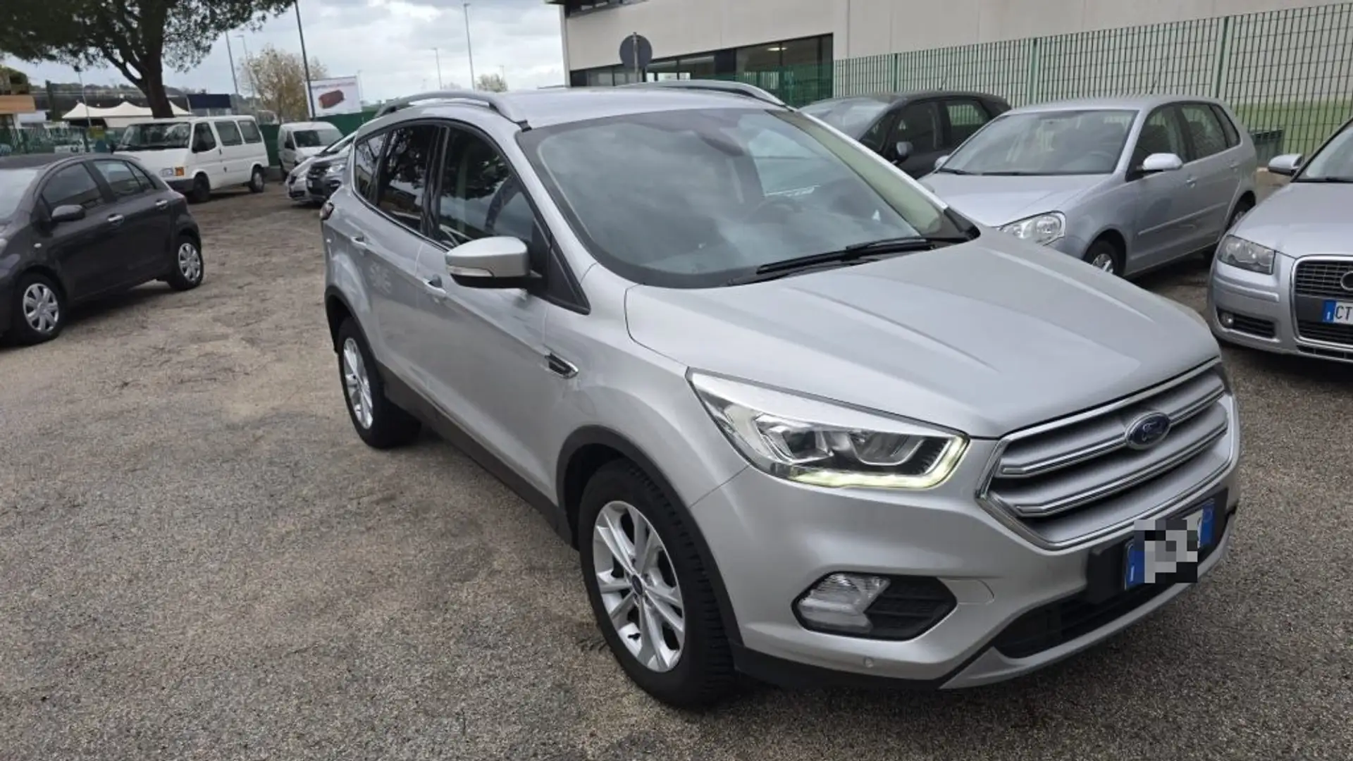 Ford Kuga 1.5 TDCI 120 CV S&S 2WD Powershift Edition Grigio - 2