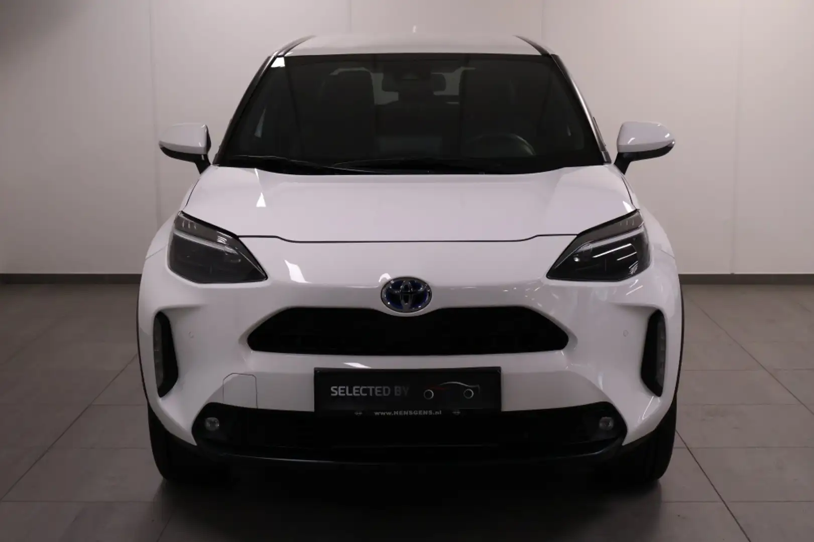 Toyota Yaris Cross 1.5 Hybrid Dynamic | Safetypack Zwart - 2
