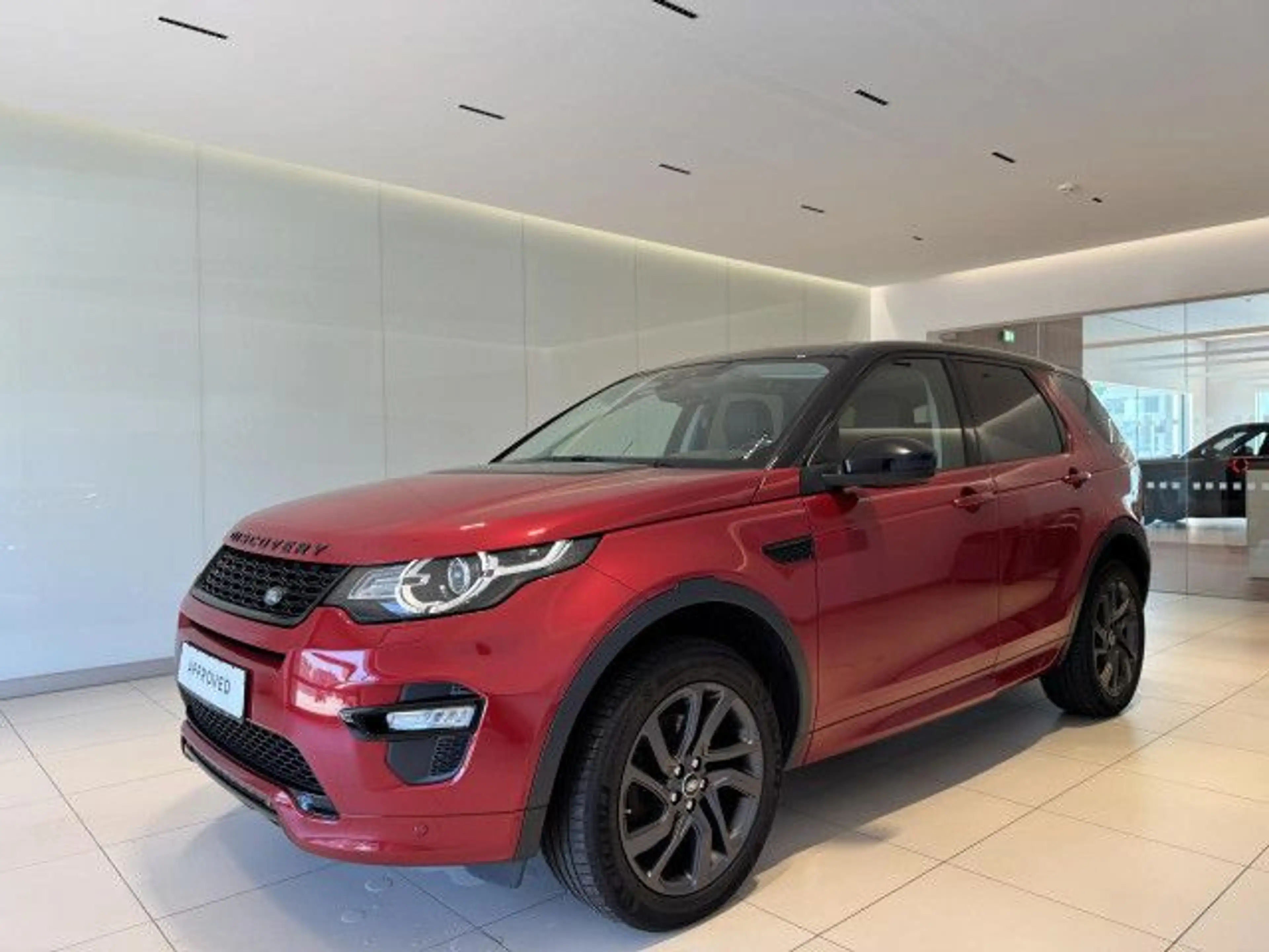 Land Rover Discovery Sport 2.0l TD4 SE Dyn Paket WinterP. AHK