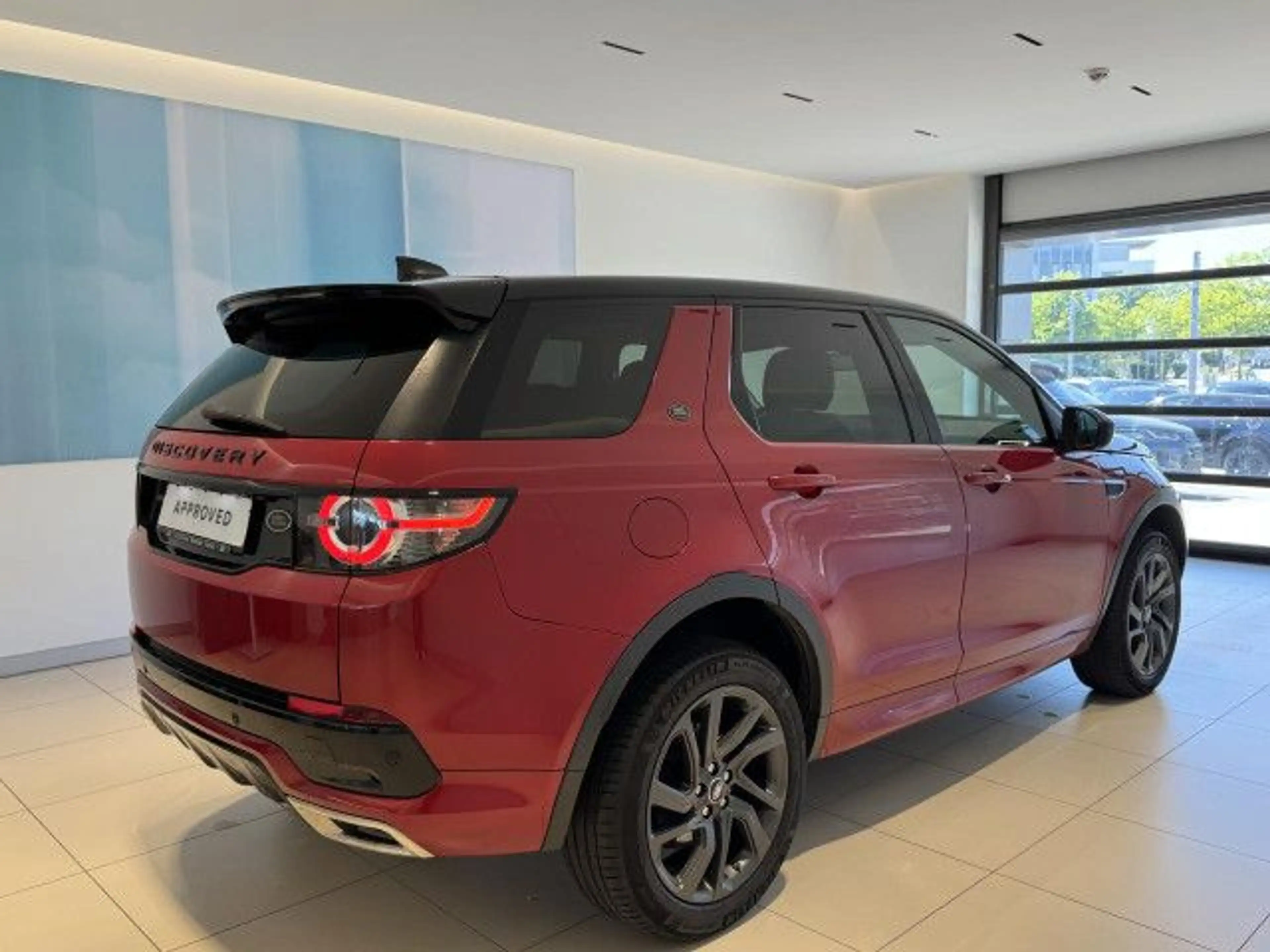 Land Rover Discovery Sport 2.0l TD4 SE Dyn Paket WinterP. AHK — photo 3