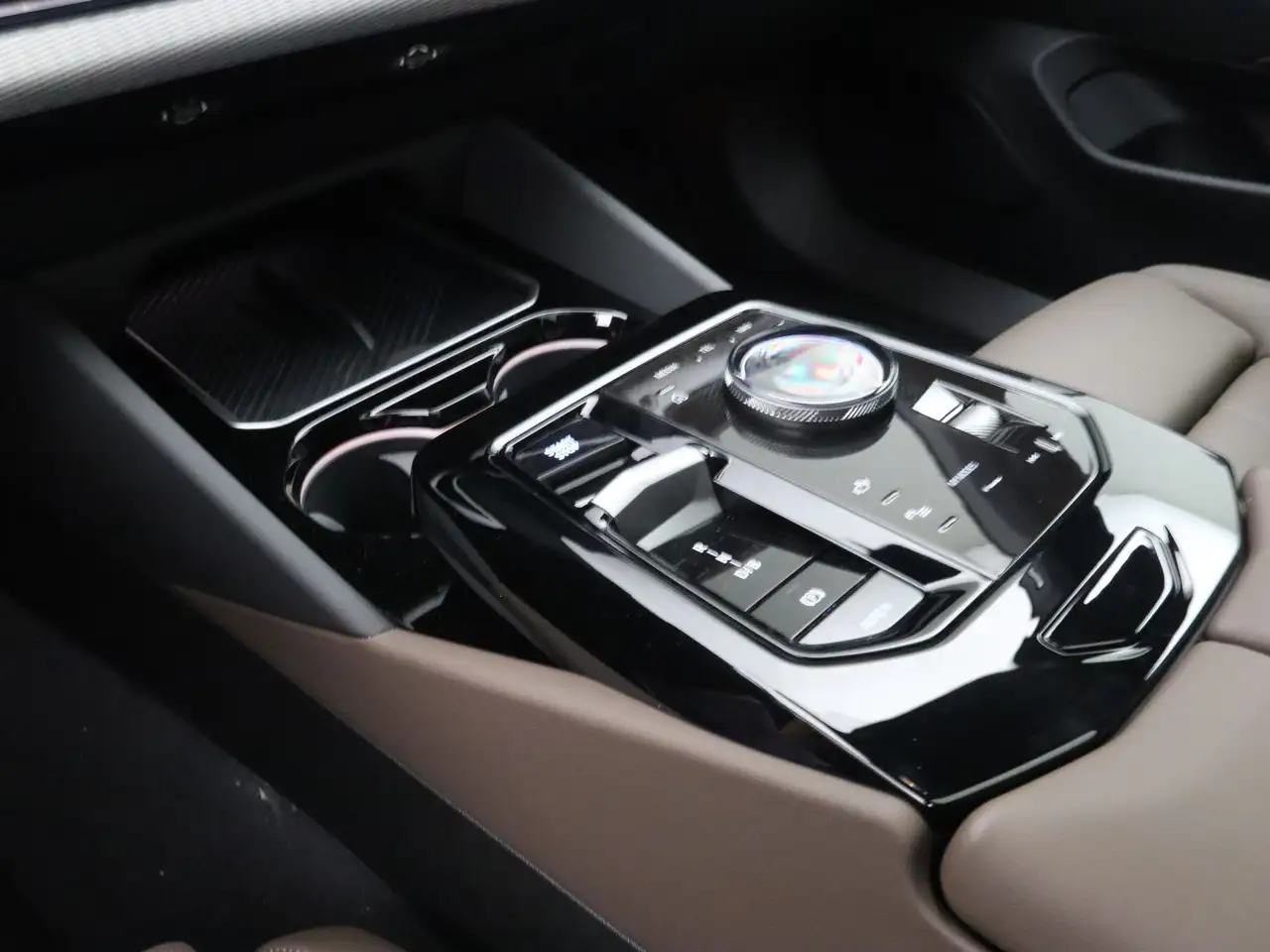 BMW i5 2026 — фото 15