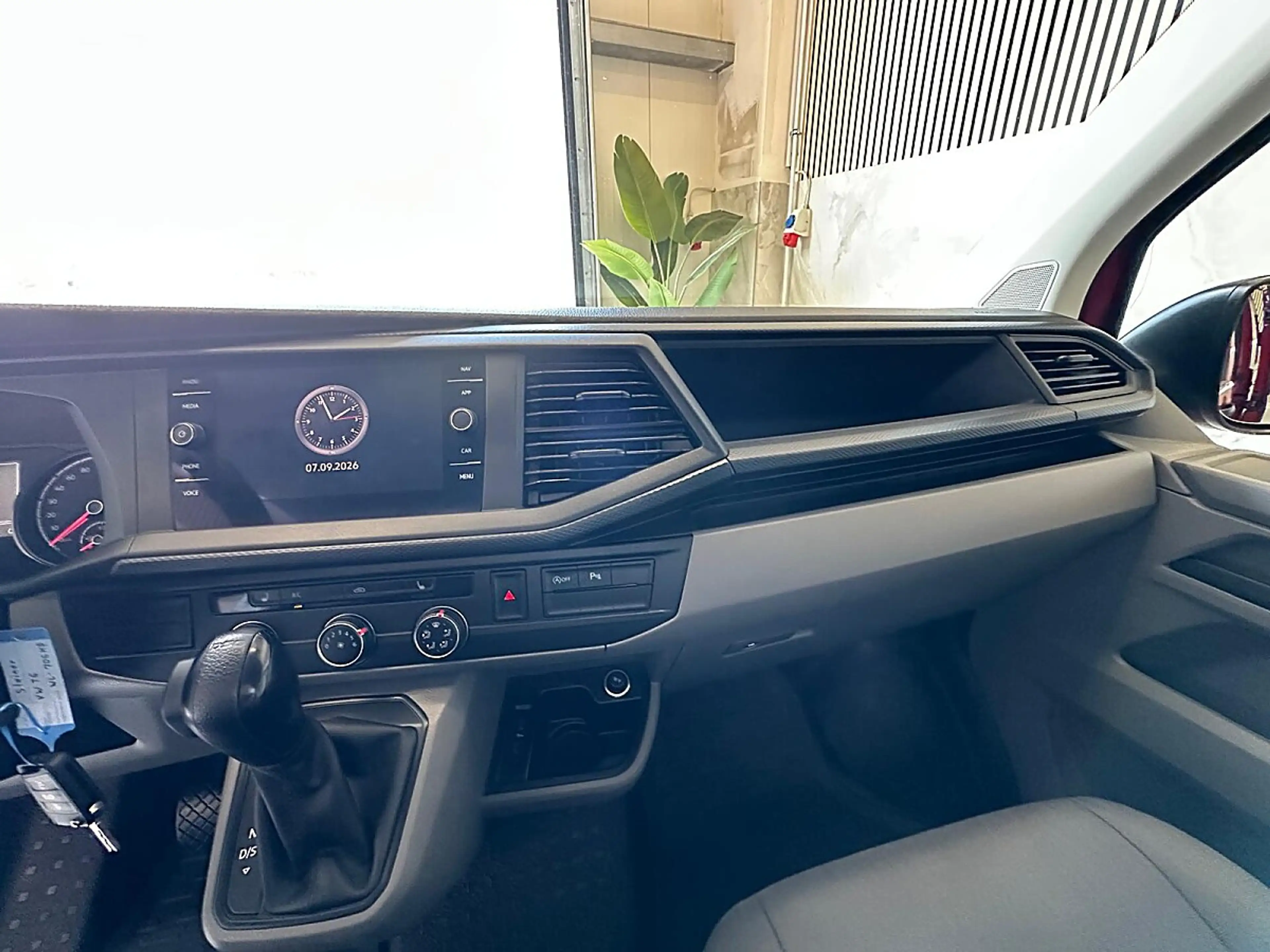 Volkswagen T6.1 Transporter LR HK 2,0 TDI BMT DSG*Schiebetür links/rechts*R... — photo 9