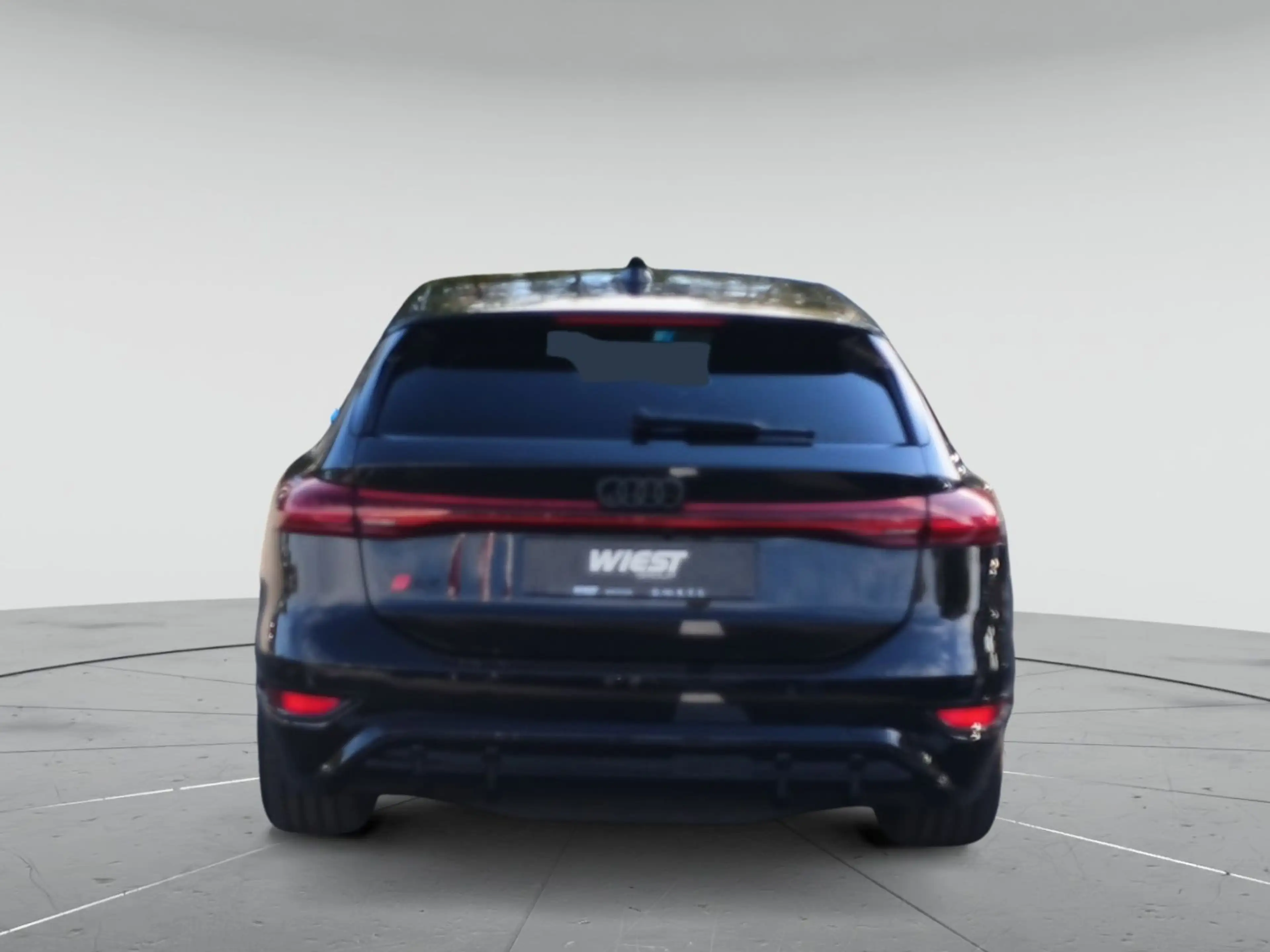Audi A6 e-tron performance S line Tech Plus LED — photo 6