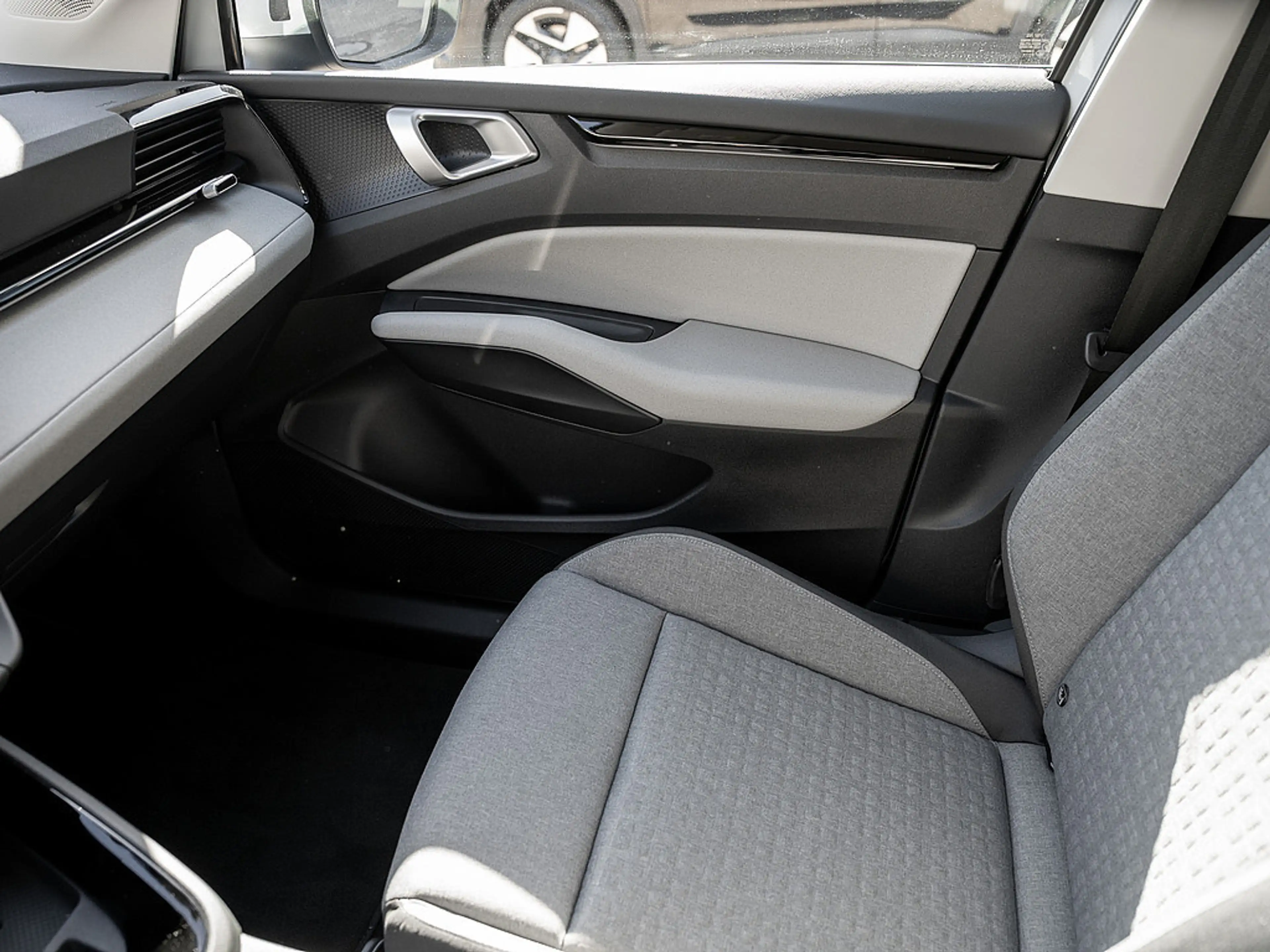 Skoda Epiq 55 Edition Eins KAM MATRIX ACC SHZ PDC — photo 11