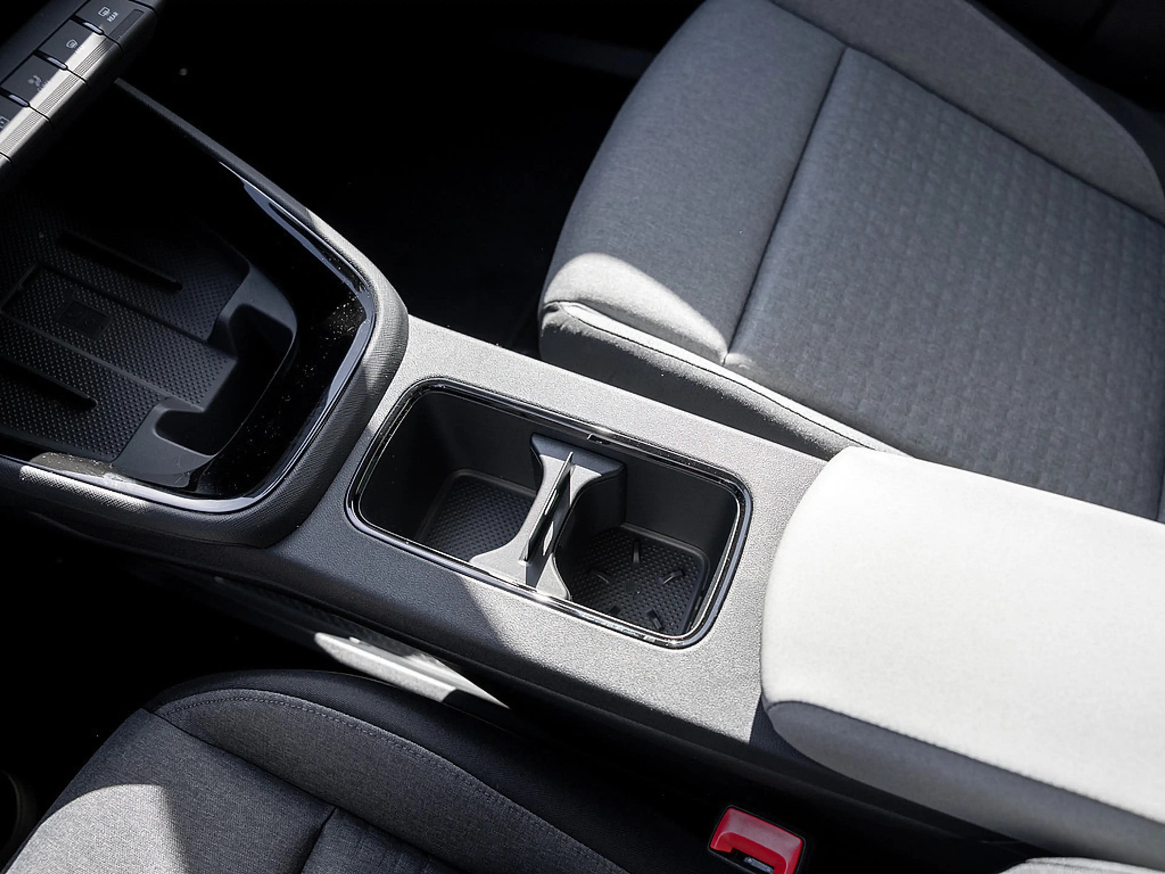 Skoda Epiq 55 Edition Eins KAM MATRIX ACC SHZ PDC — photo 10