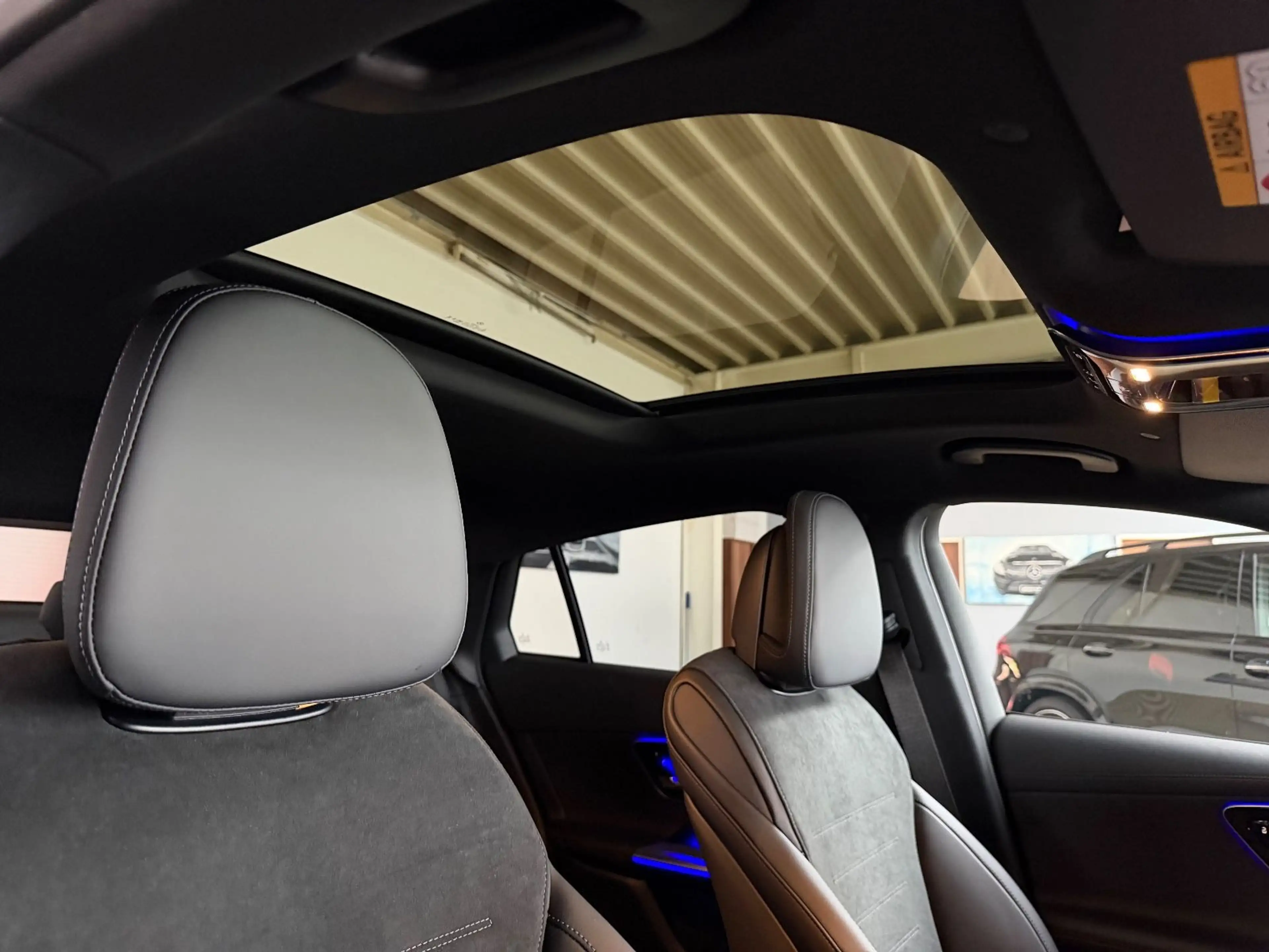 Mercedes-Benz GLC 300 de 4M Coupé AMG Premium+/Pano/Tech.-Paket — photo 11