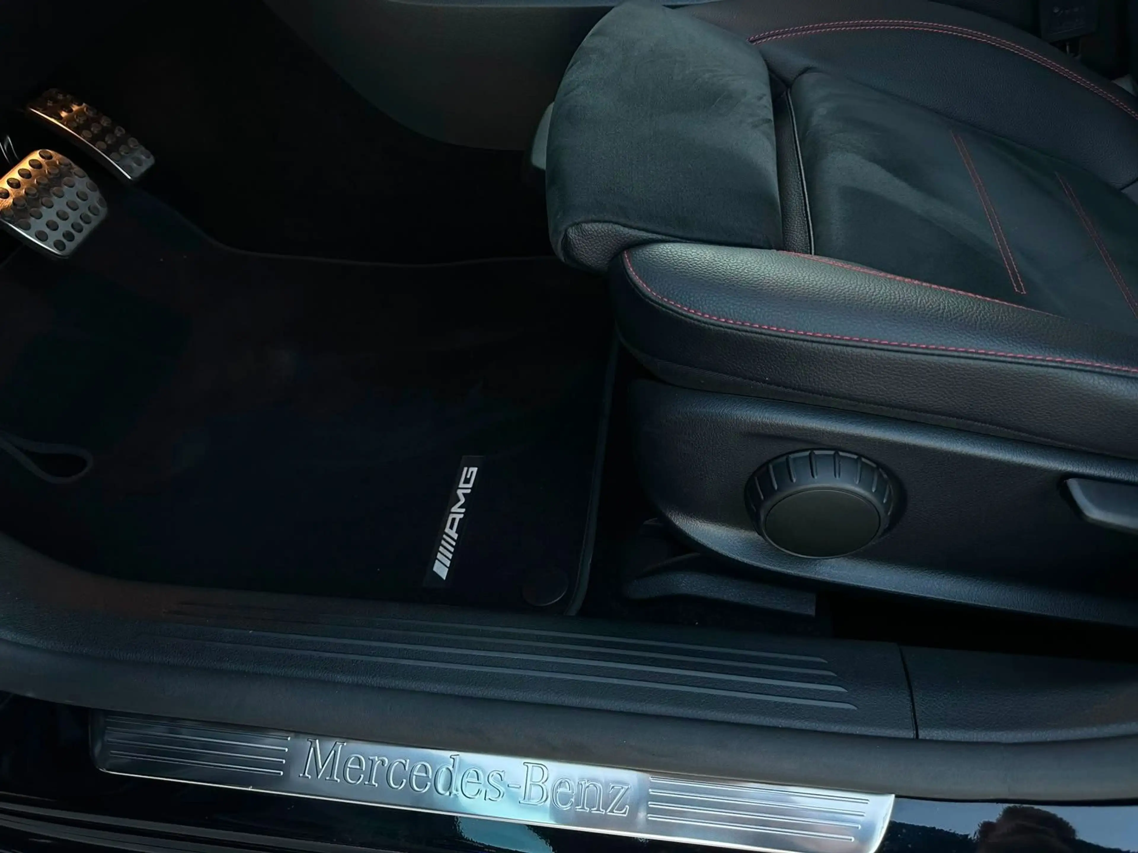 Mercedes-Benz A 250 AMG-Line GARANTIE/ALCANTARA/LED/KAMERA — photo 9