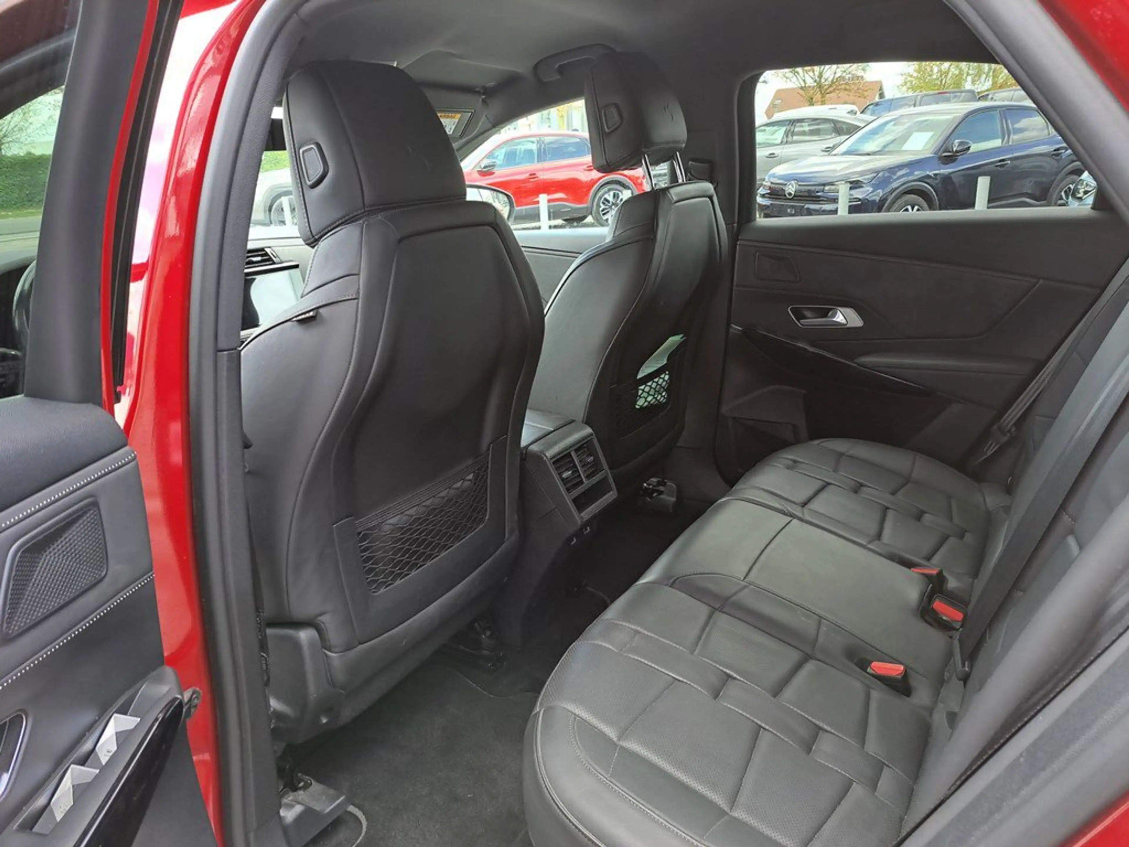 DS Automobiles DS 7 PureTech So Chic AUT — photo 10