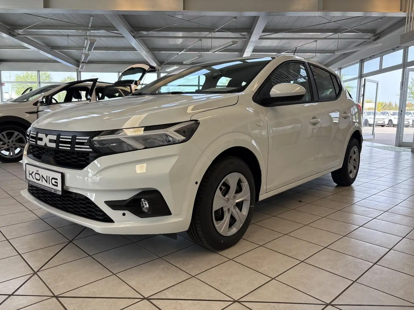 Dacia Sandero Expression TCe 90 Weiß - 1