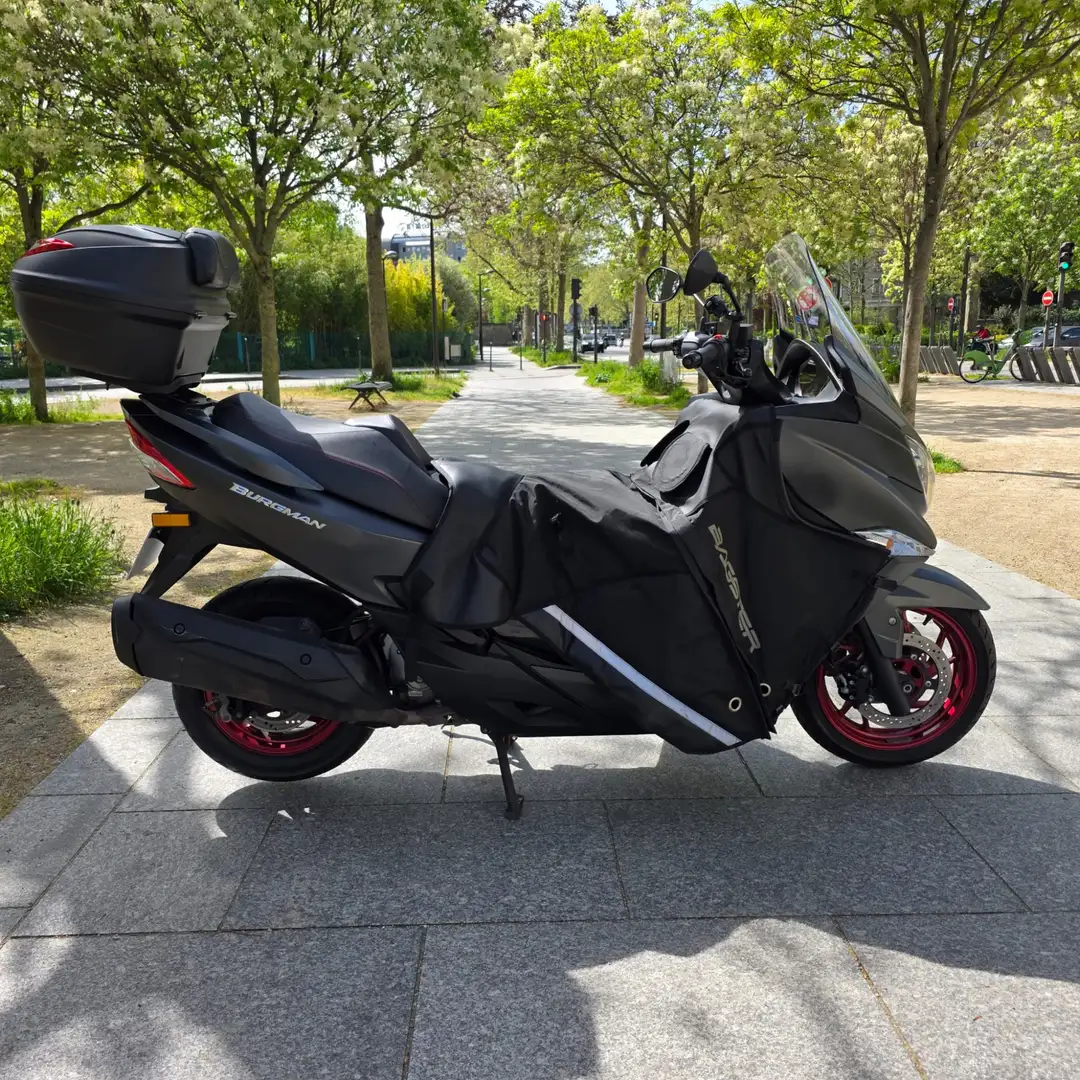 Suzuki Burgman 400 Negro - 2