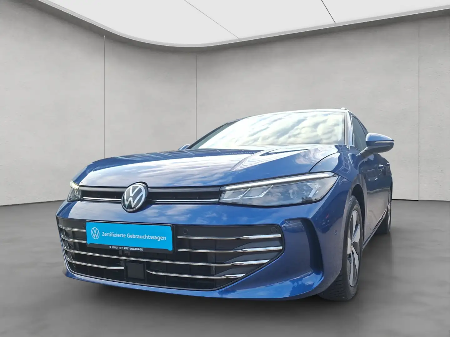 Volkswagen Passat Variant 1.5 e-TSI DSG Business NAVI LEDER Blau - 2