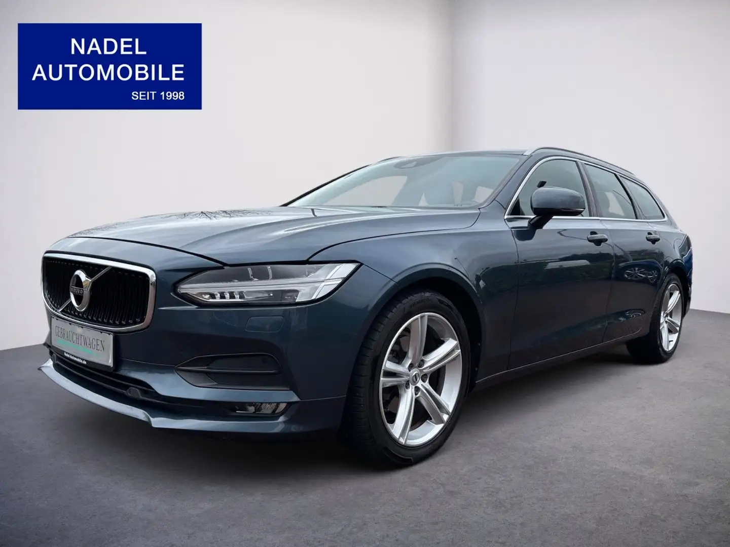 Volvo V90 Kombi Momentum/Leder/Navi/SHZ/LED/USB Bleu - 1