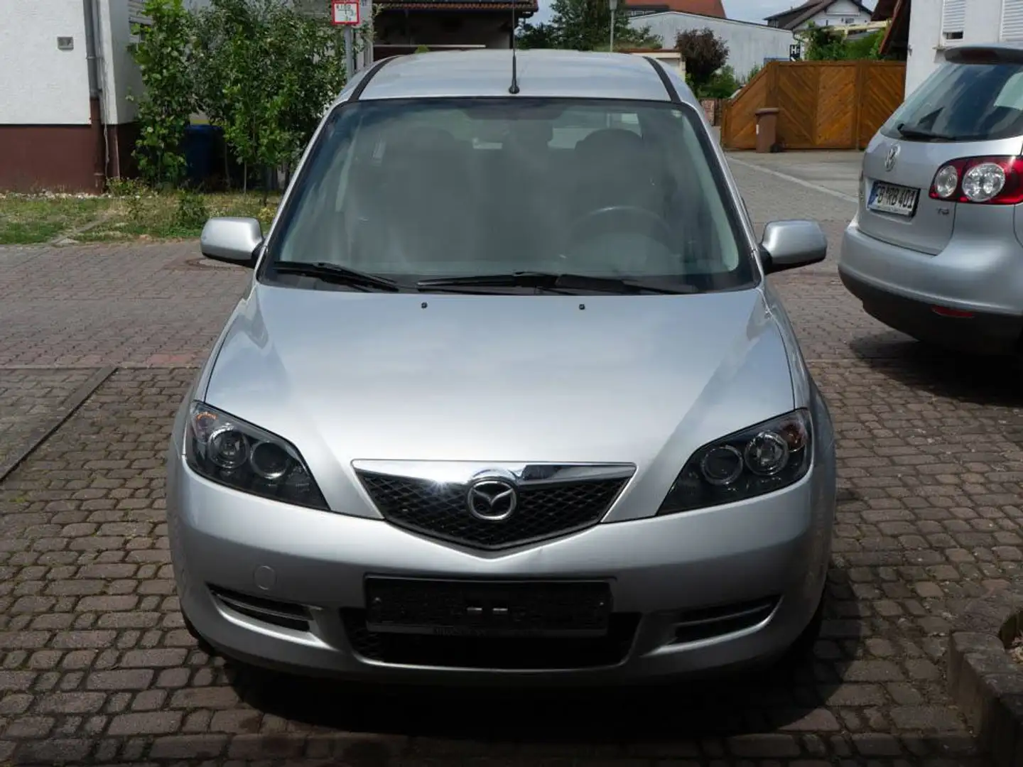Mazda 2 2 1.4l Aut. Exclusive Silber - 1