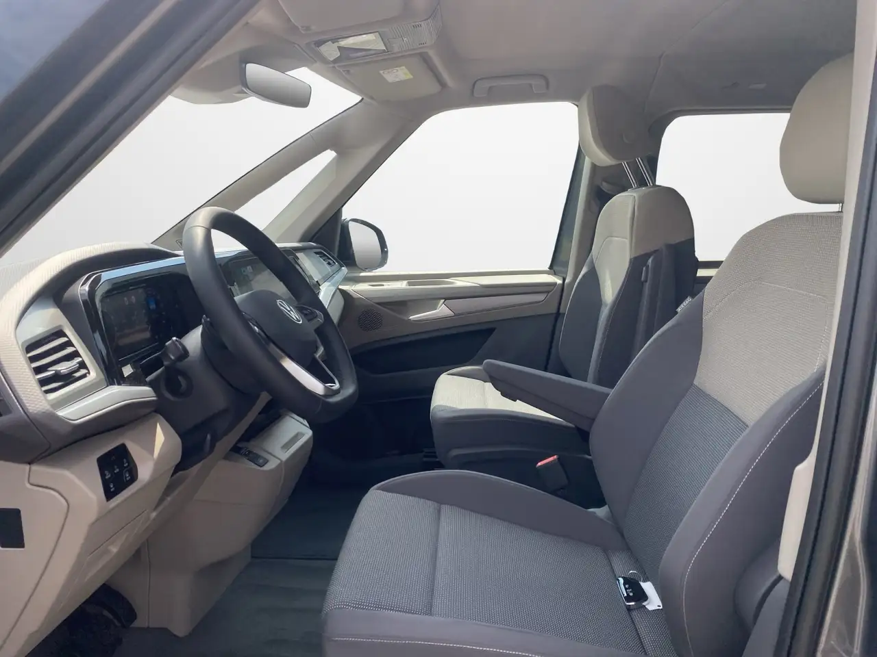 Volkswagen T7 Multivan 1.5 eHybrid 4Motion DSG Edition 7