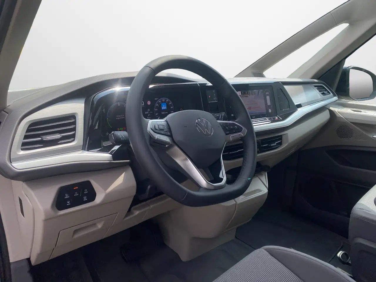 Volkswagen T7 Multivan 1.5 eHybrid 4Motion DSG Edition 8