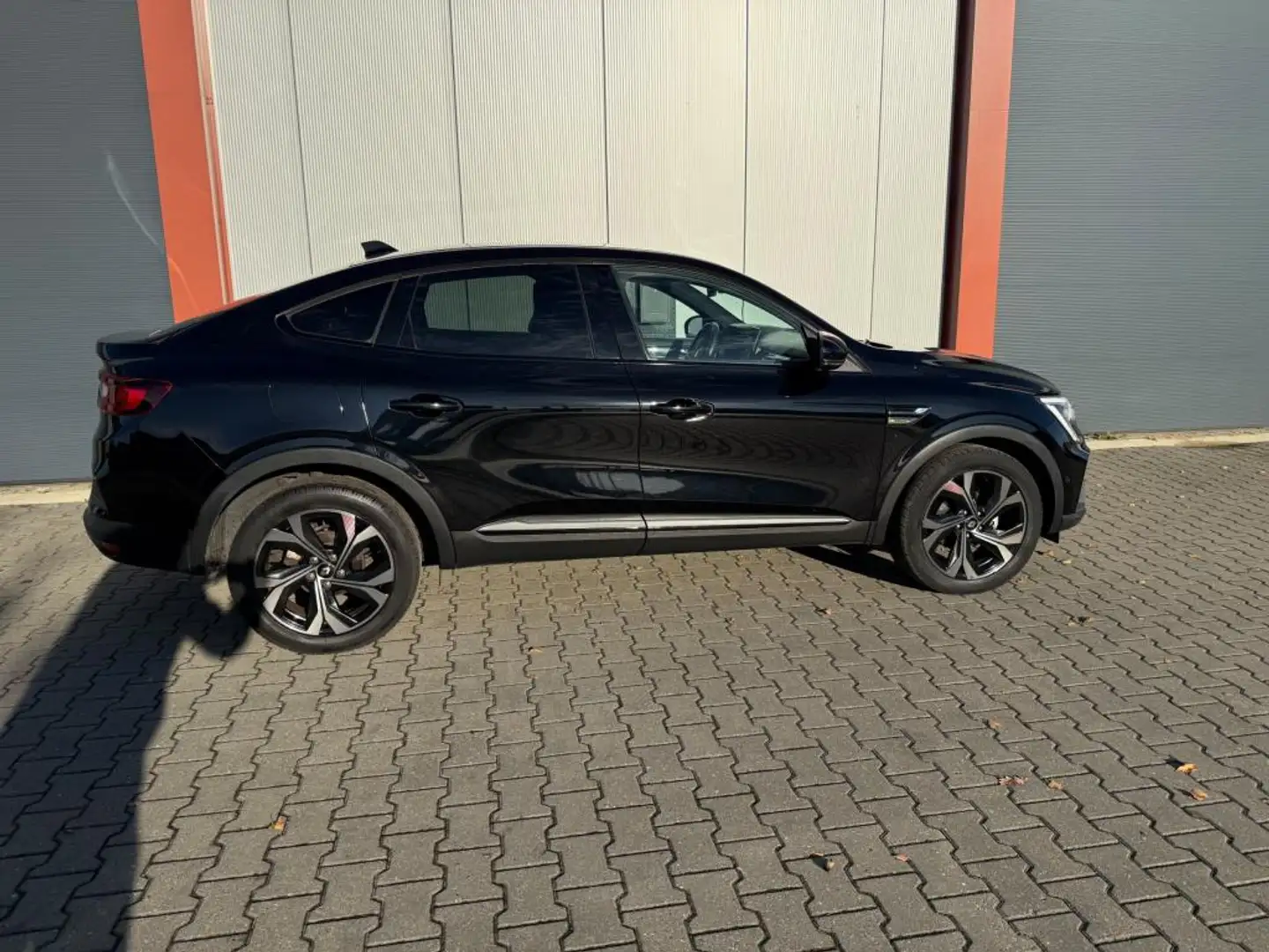 Renault Arkana 1.3 mild hybrid 160 R.S. line Zwart - 2