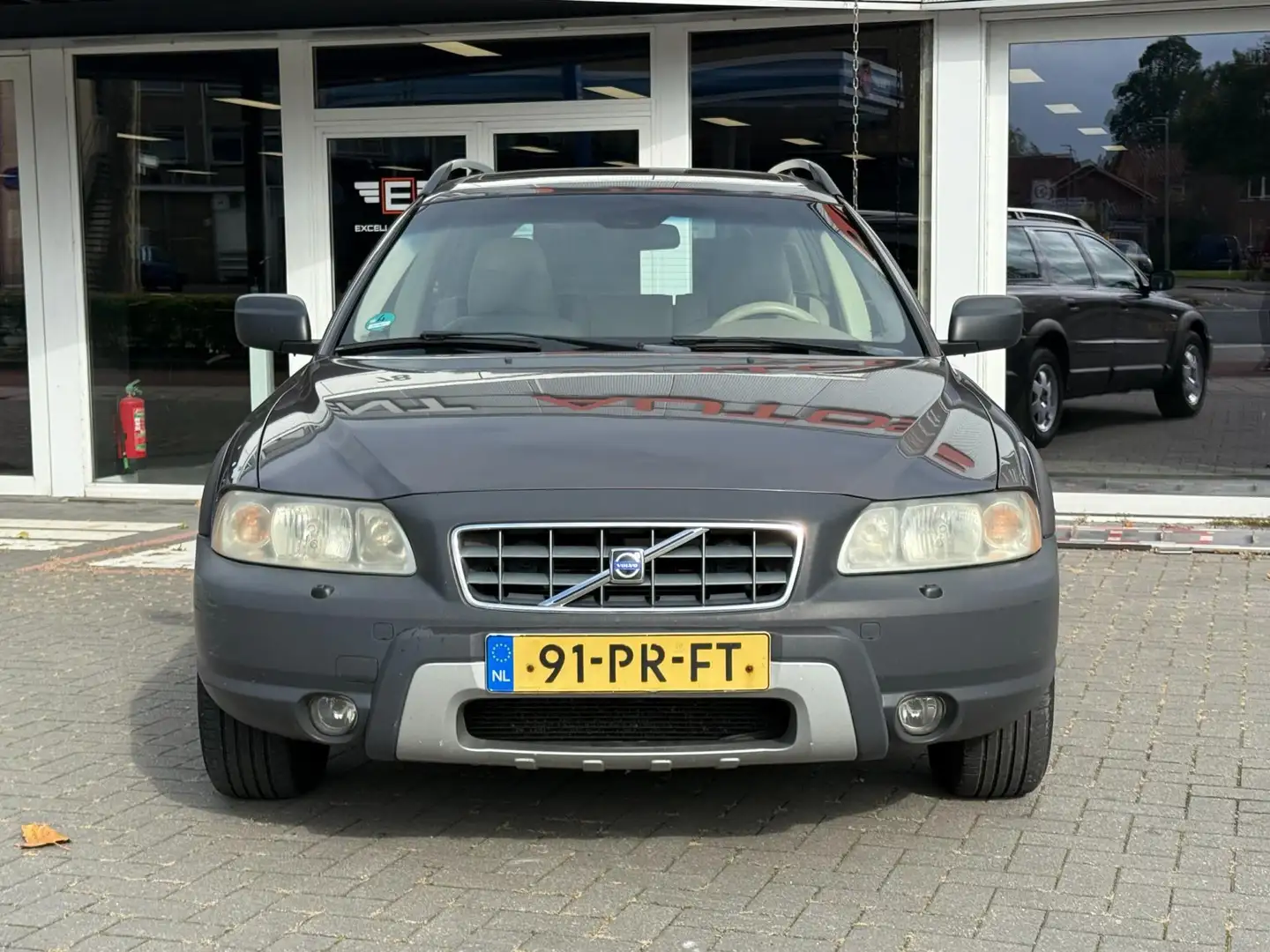 Volvo XC70 2.4 D5 Summum Maro - 2