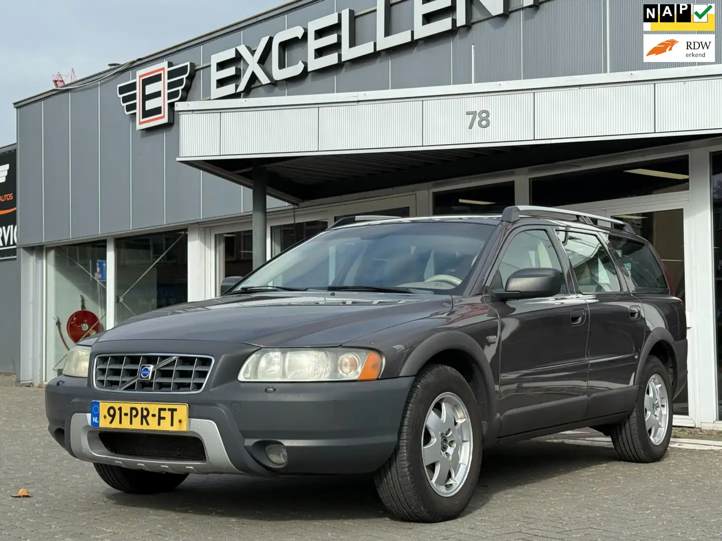 Volvo XC70 2.4 D5 Summum Maro - 1