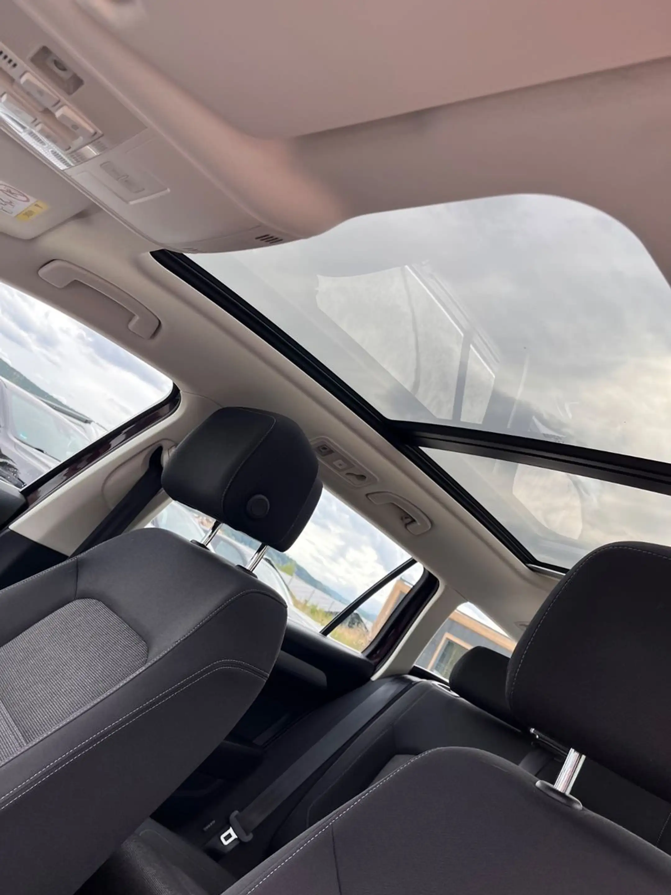 Volkswagen Passat Variant 2.0TDI DSG Pano ACC Navi Kamera — photo 13