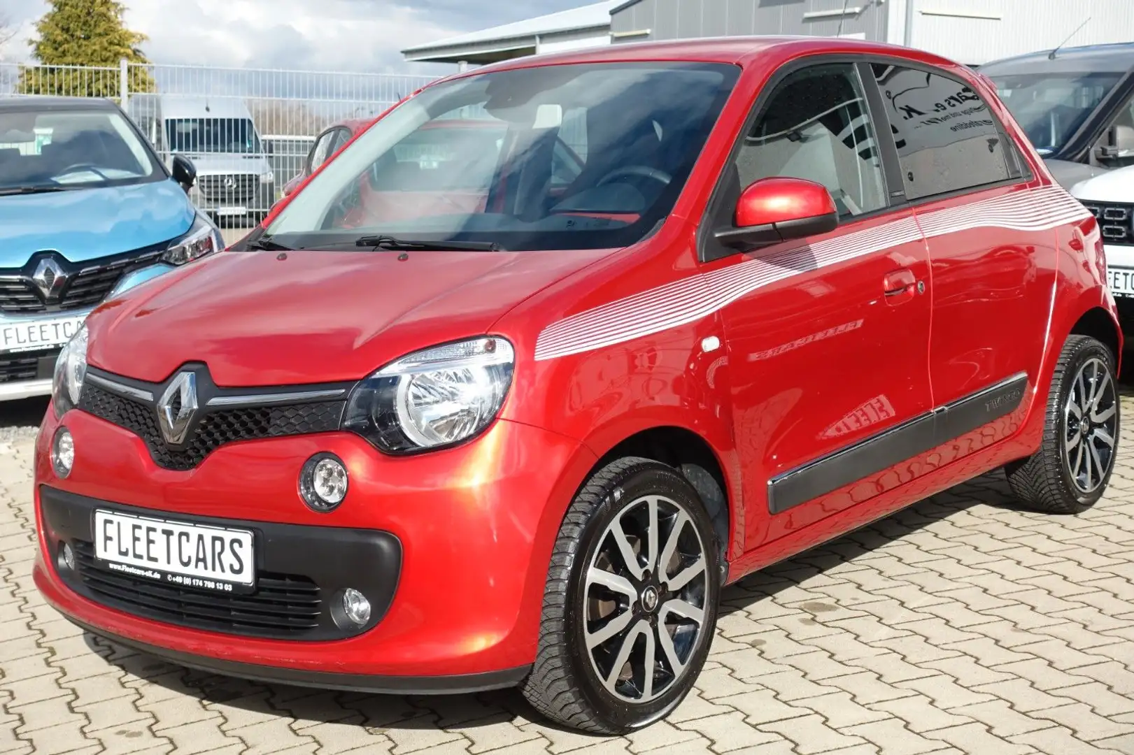 Renault Twingo Chic | Einparkhilfe | Tempomat | 16" Alu Rot - 2