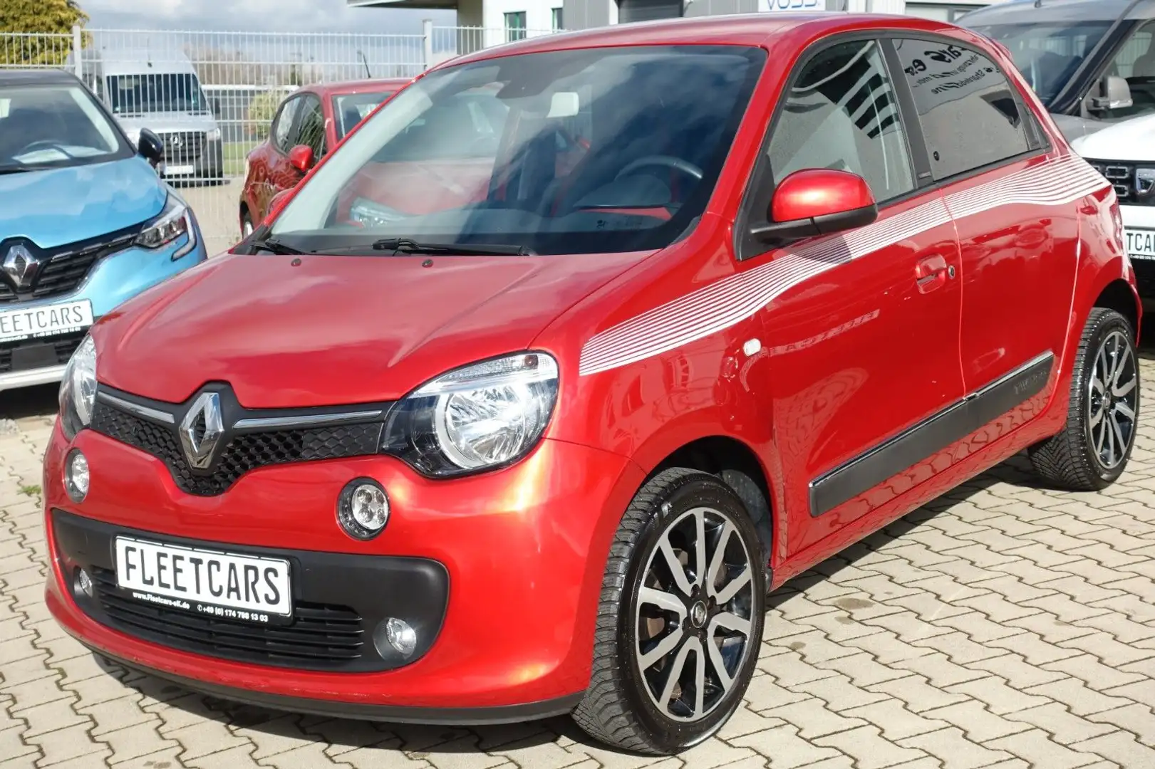 Renault Twingo Chic | Einparkhilfe | Tempomat | 16" Alu Rot - 1