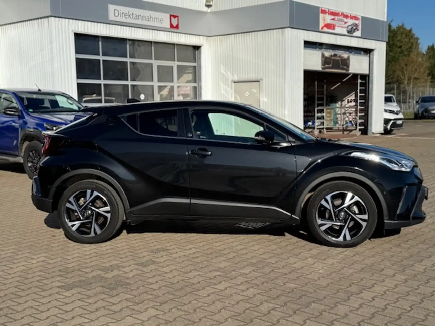 Toyota C-HR 2.0 Hybrid Team Deutschland Schwarz - 1