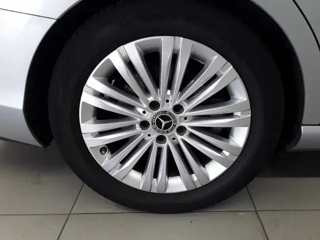 Mercedes-Benz C-Class view 10