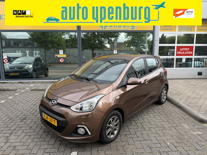 Hyundai i10 1.0i i-Motion Comfort Plus * 112.785 Km * Airco *