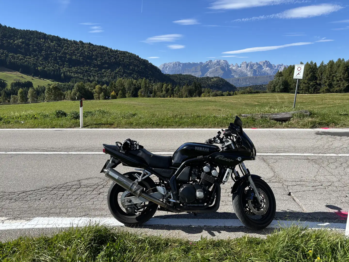 Yamaha FZS 600 fazer - 2