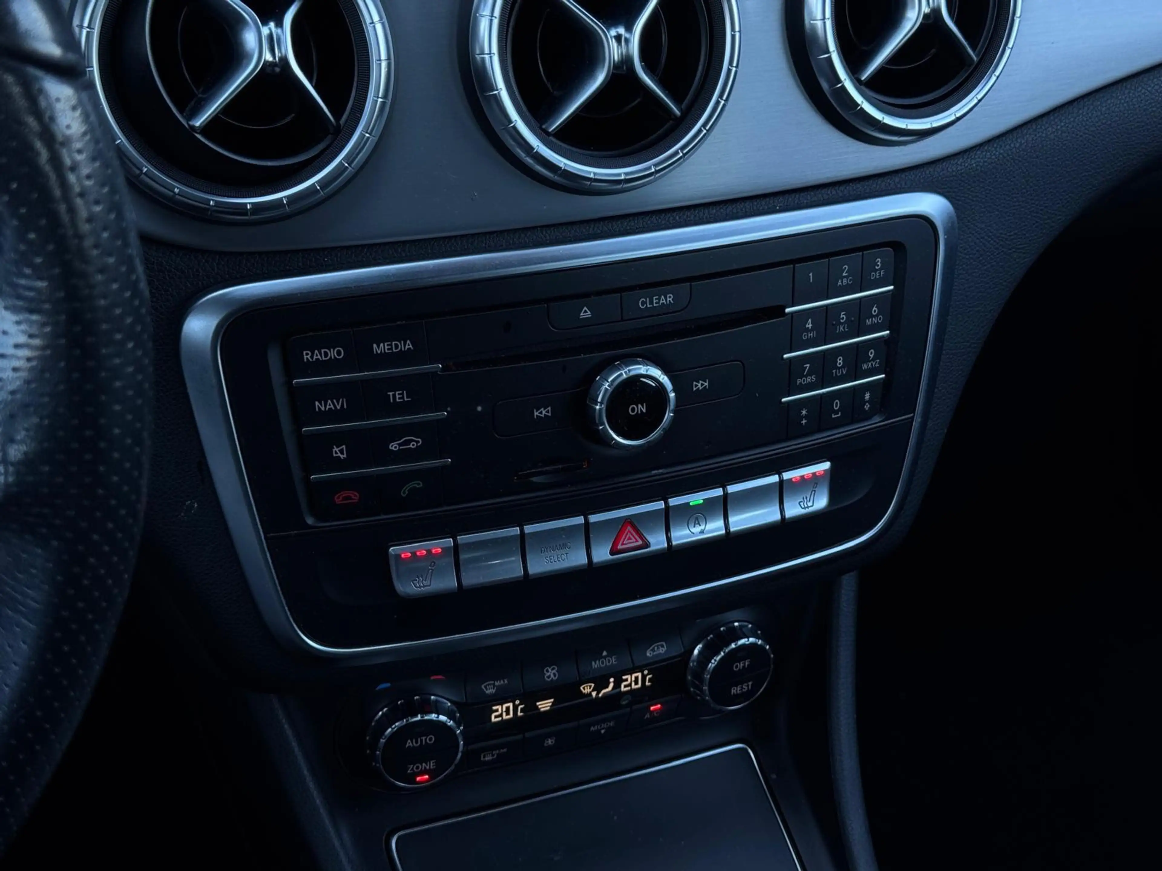 Mercedes-Benz CLA 180 AMG Night NAVI|LEDER|LED|SPORTVELGEN|CR CONTROL — photo 12