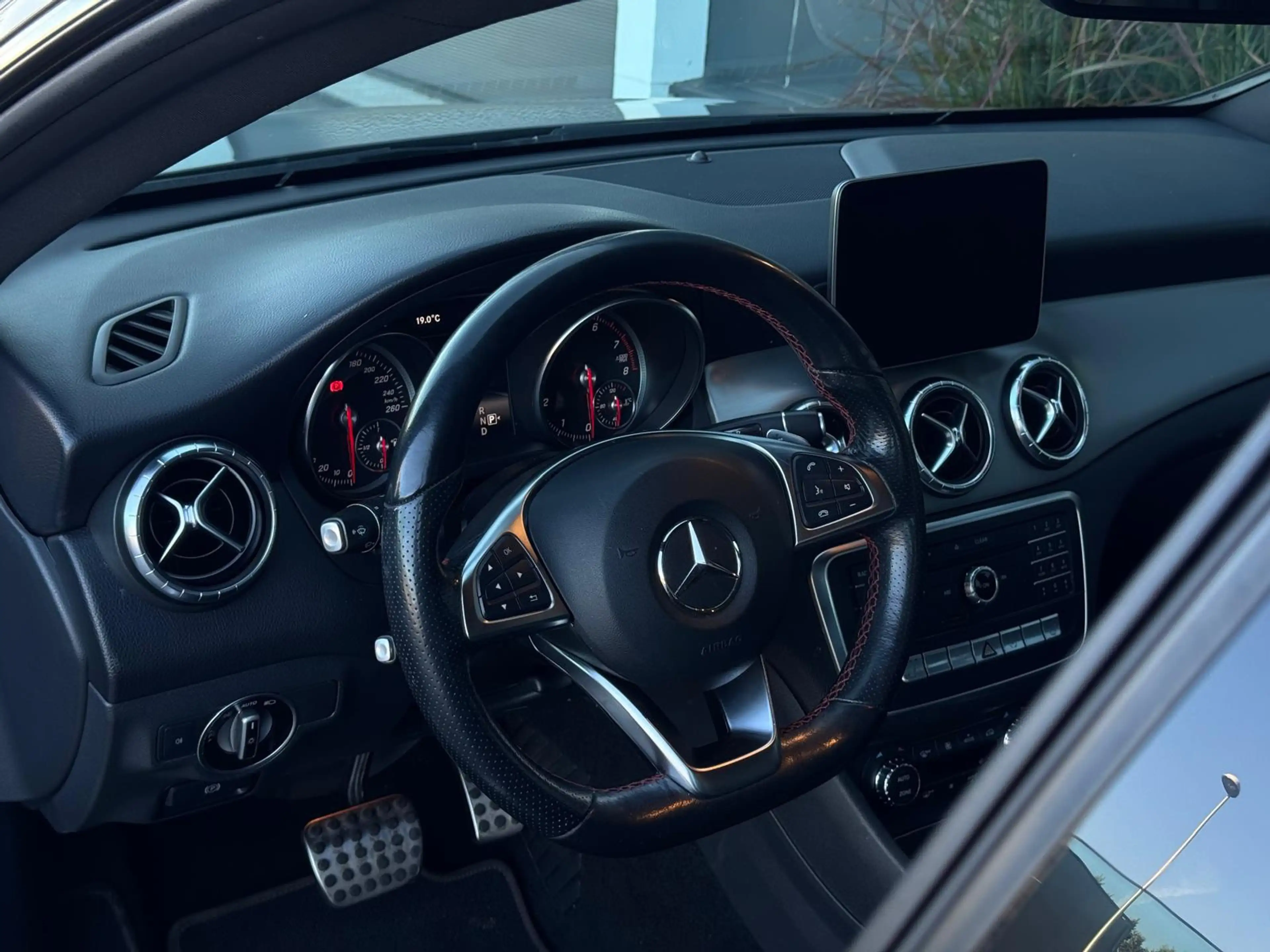 Mercedes-Benz CLA 180 AMG Night NAVI|LEDER|LED|SPORTVELGEN|CR CONTROL — photo 8