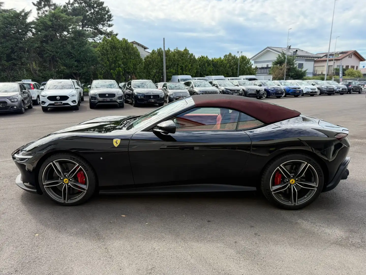 Ferrari Roma SPIDER 3.9 F1 Nero - 1